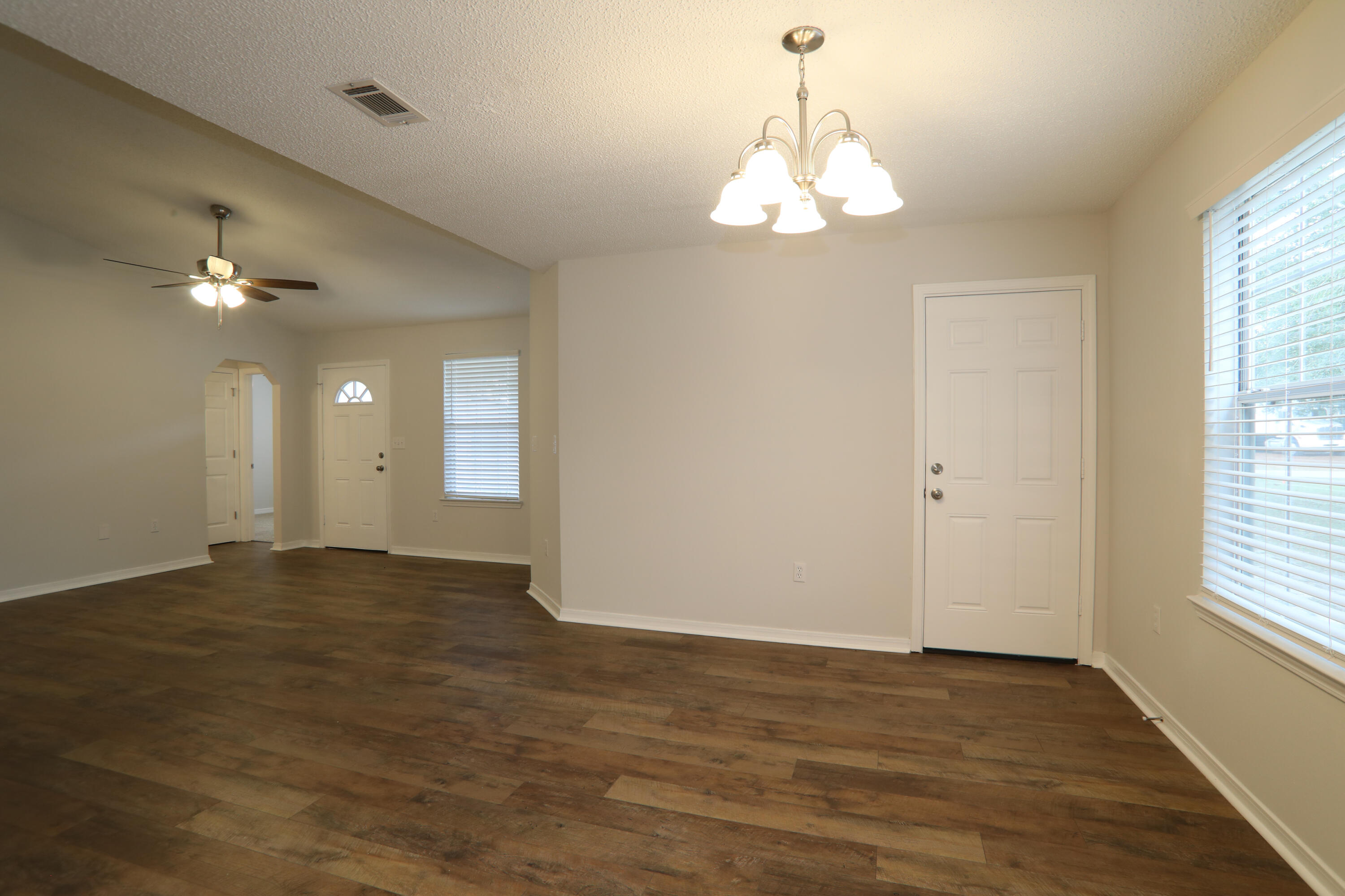 AUBURN HEIGHTS - Residential