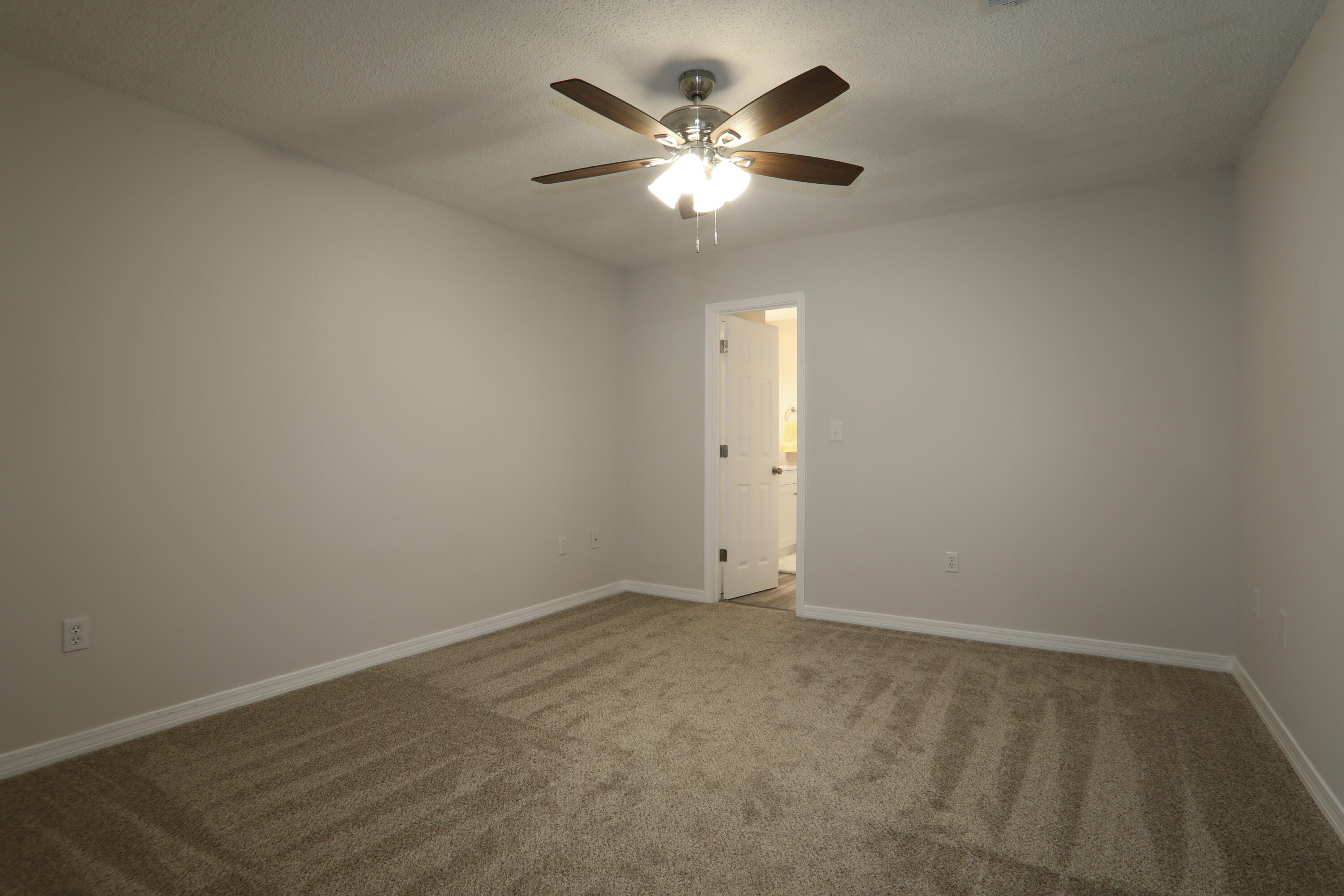 AUBURN HEIGHTS - Residential