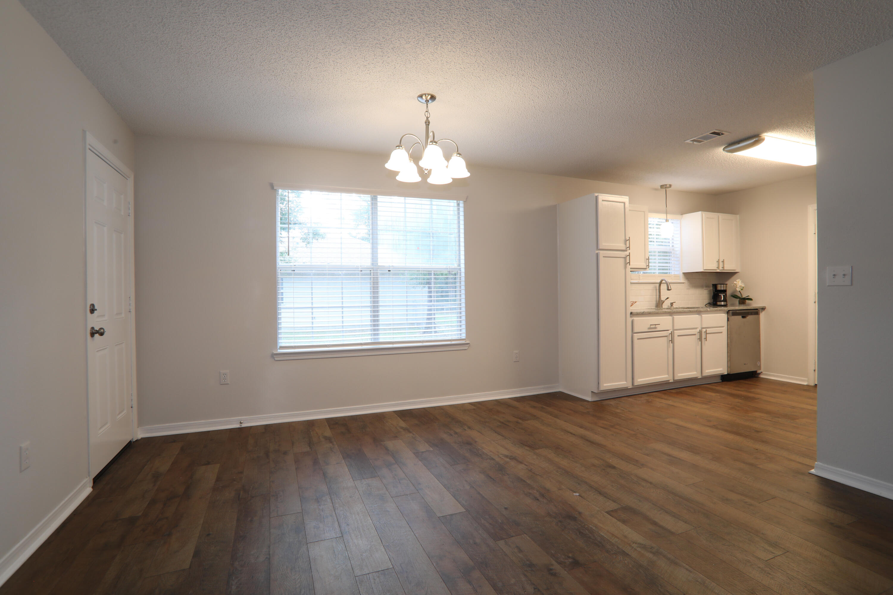 AUBURN HEIGHTS - Residential