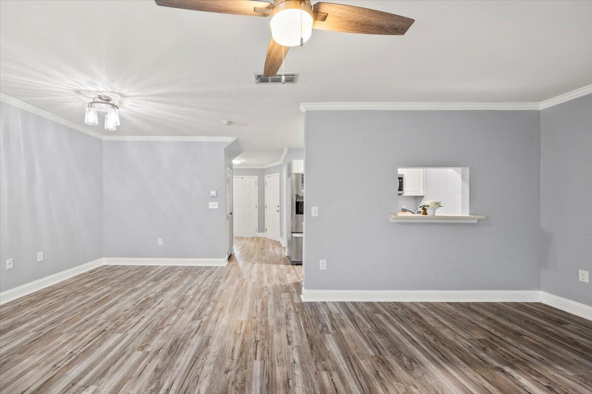 EAGLES LANDING T/H LOT 6 BLK V - Residential