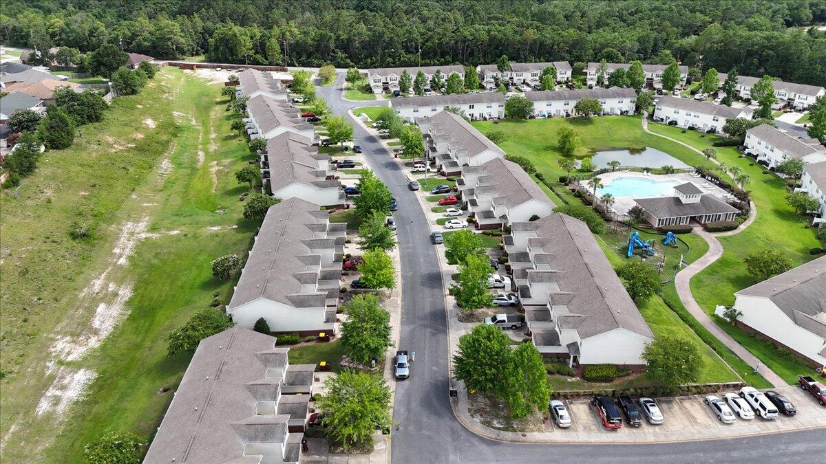 EAGLES LANDING T/H LOT 6 BLK V - Residential