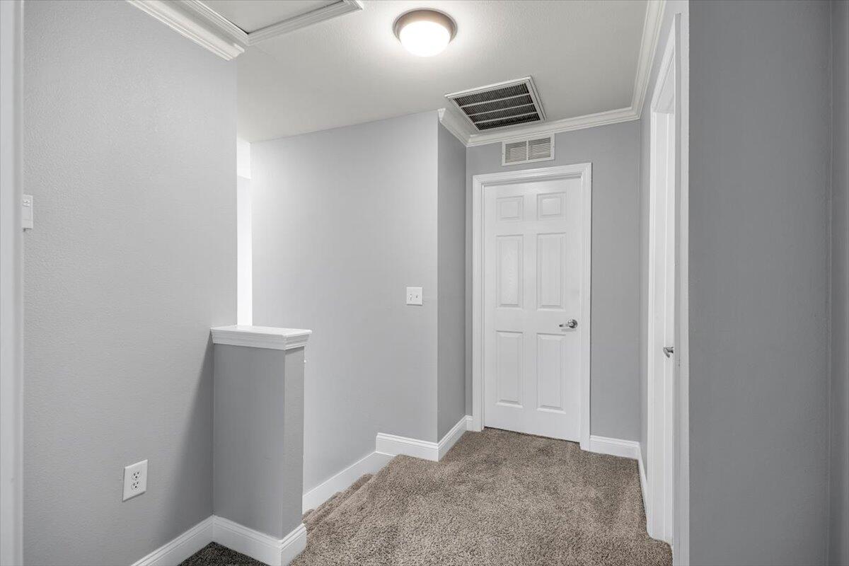 EAGLES LANDING T/H LOT 6 BLK V - Residential