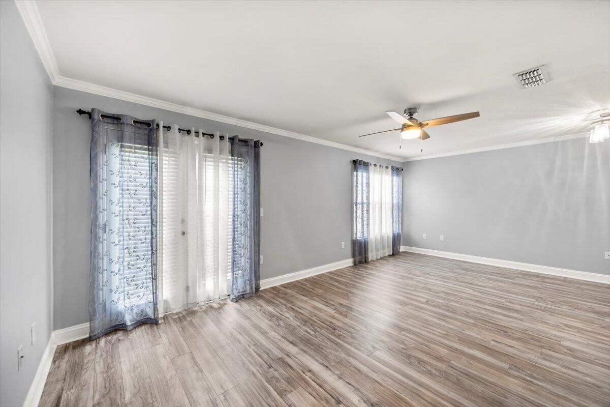 EAGLES LANDING T/H LOT 6 BLK V - Residential