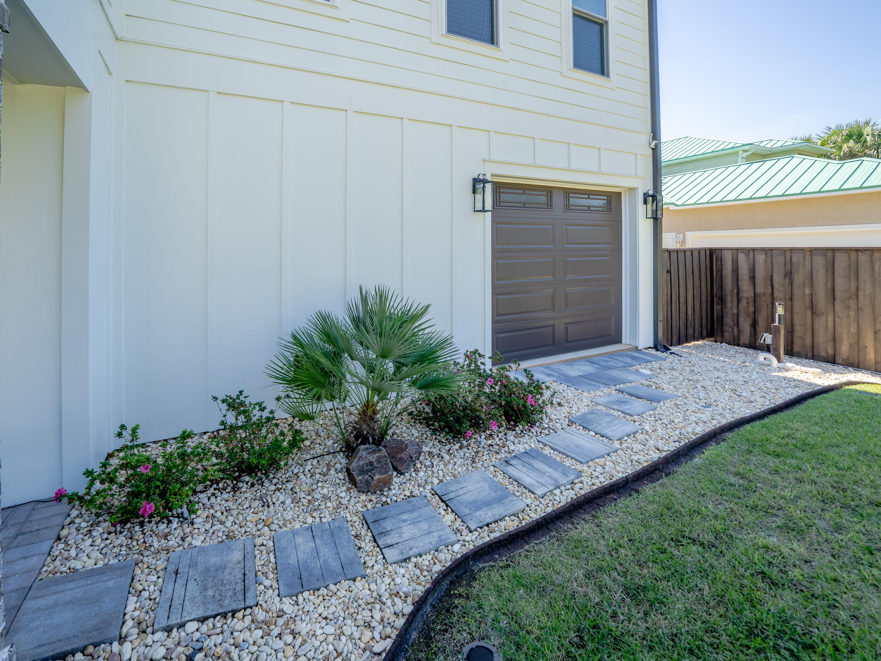 DOLPHIN COVE ESTATES T/H - Residential