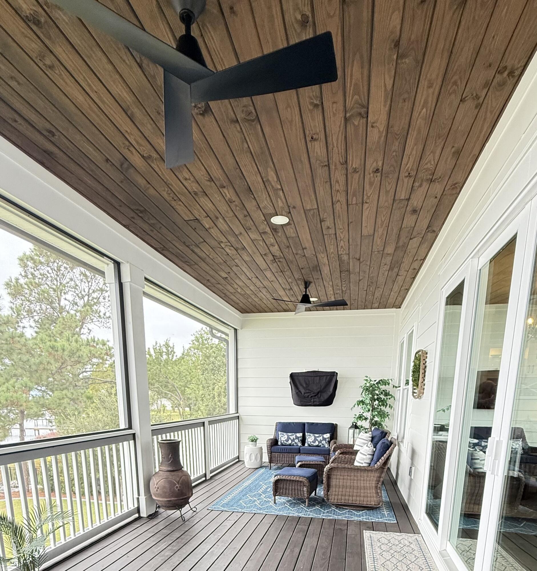 DOLPHIN COVE ESTATES T/H - Residential