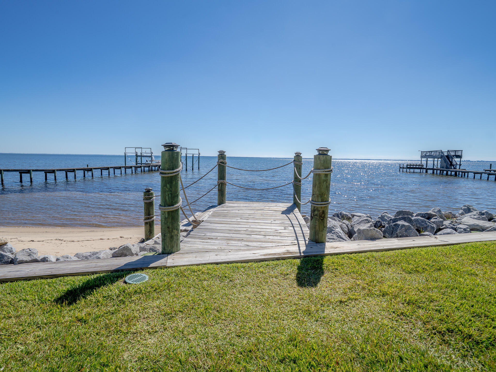 DOLPHIN COVE ESTATES T/H - Residential