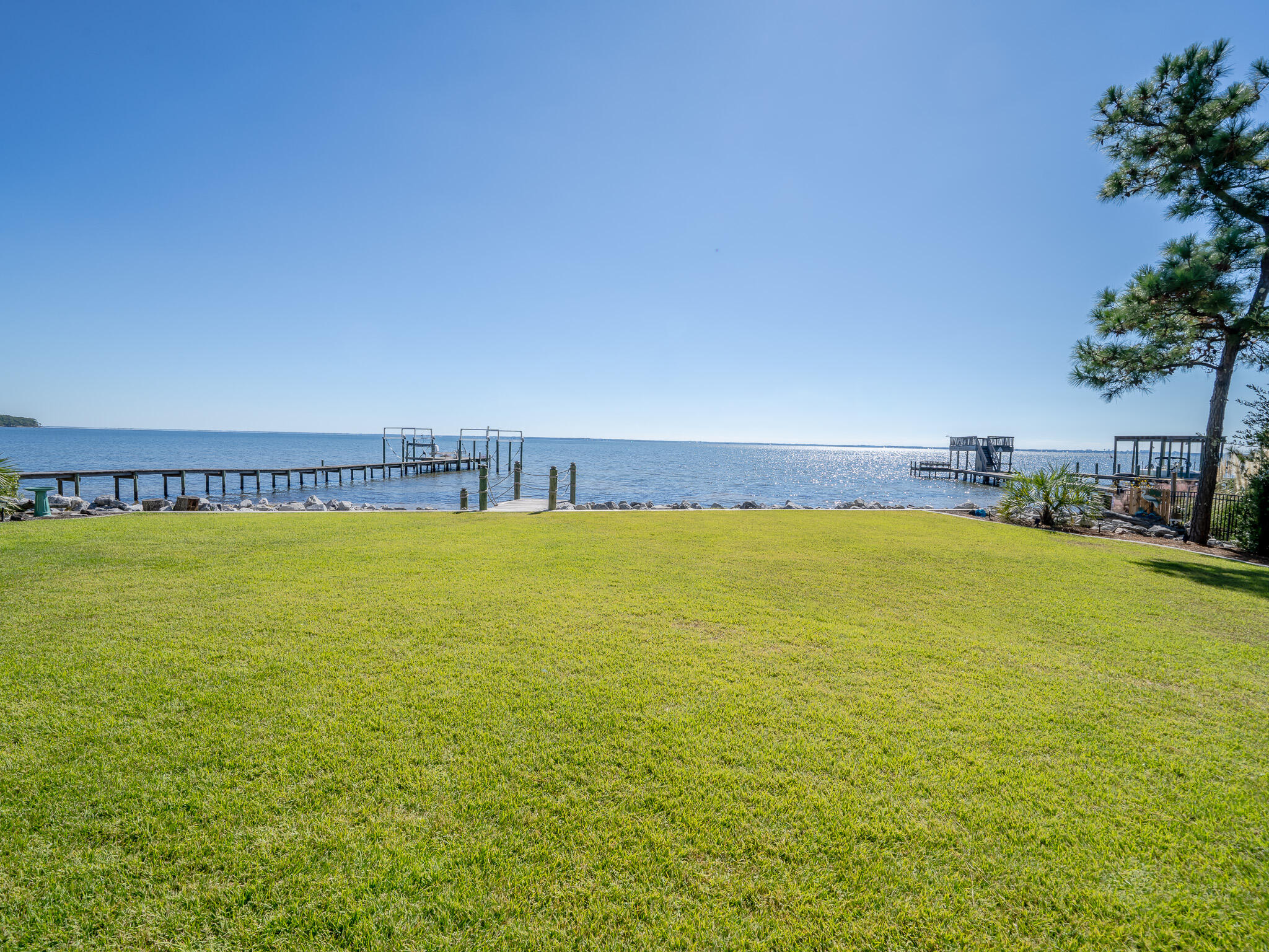 DOLPHIN COVE ESTATES T/H - Residential