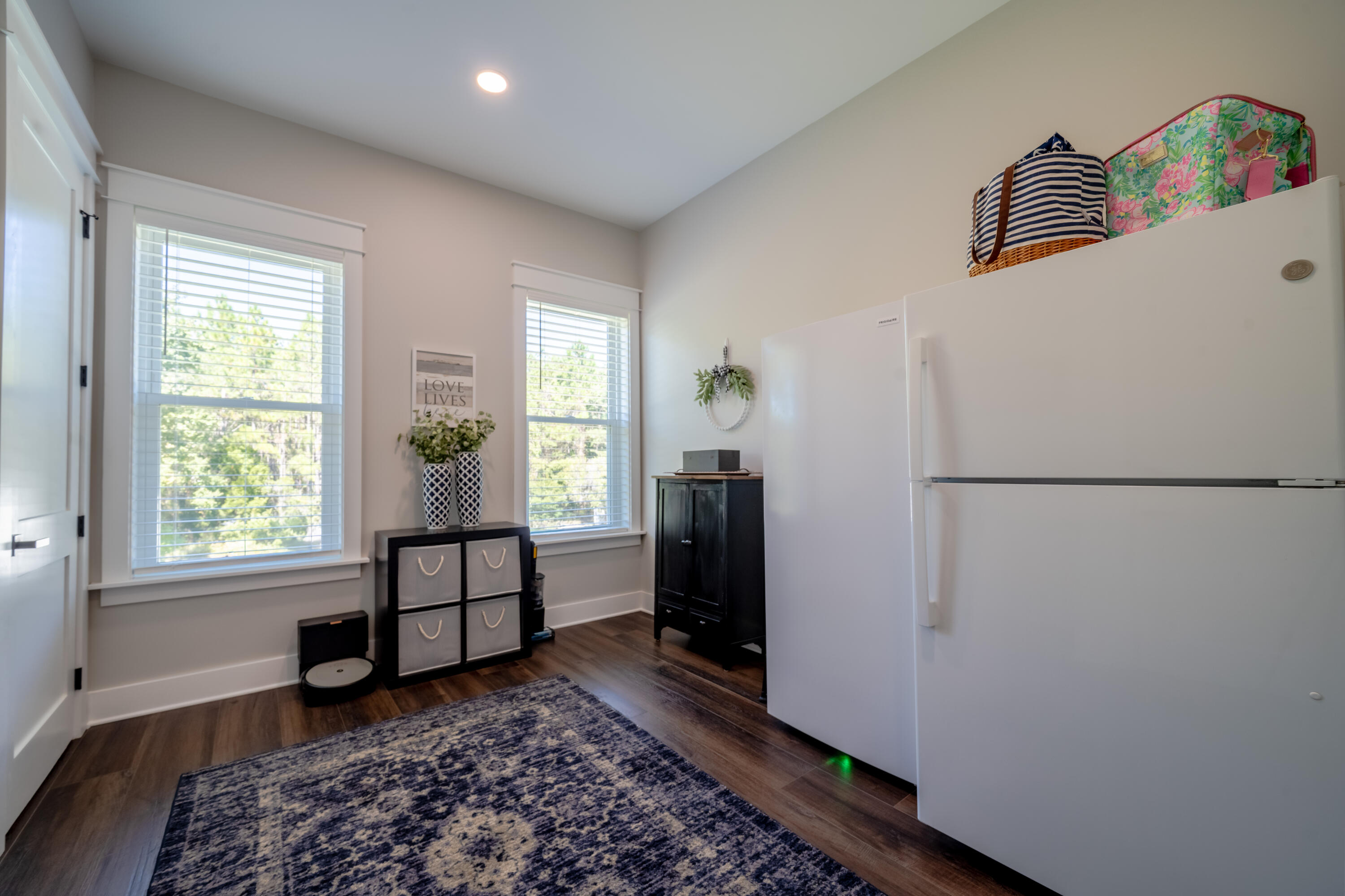 DOLPHIN COVE ESTATES T/H - Residential