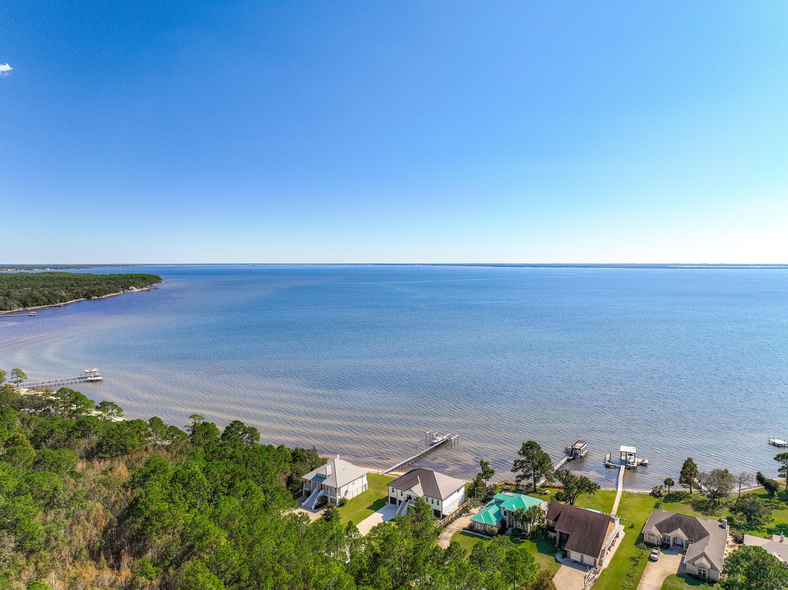 DOLPHIN COVE ESTATES T/H - Residential