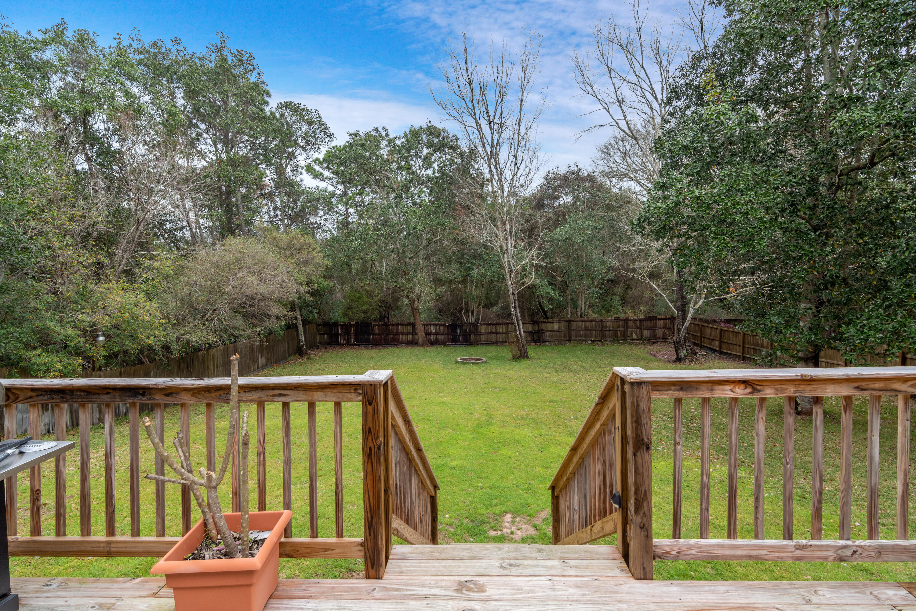 BAREFOOT CREEK - Residential