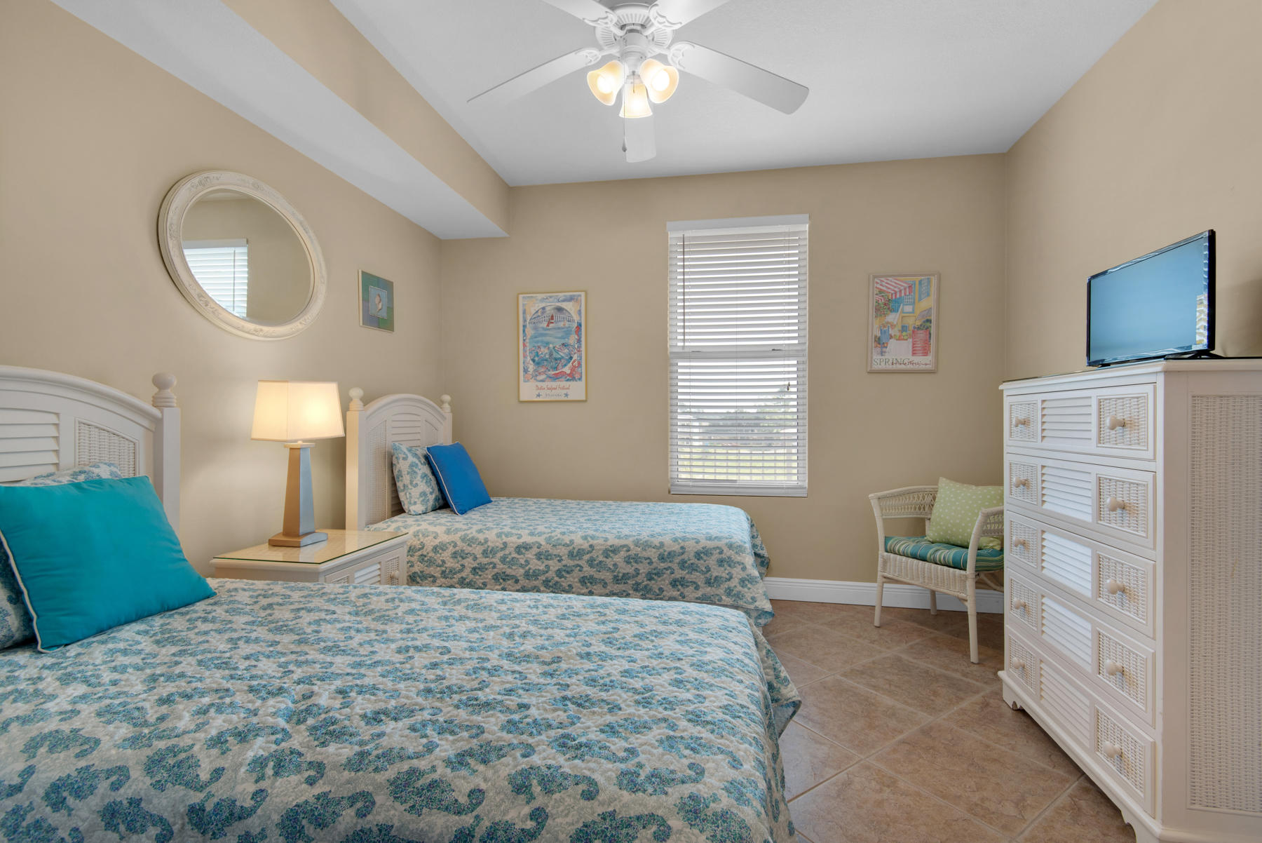 GRANDVIEW EAST - Residential