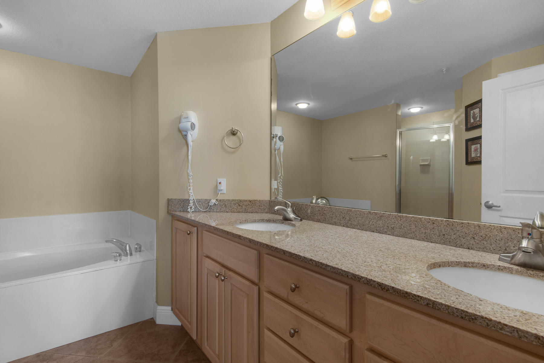 GRANDVIEW EAST - Residential