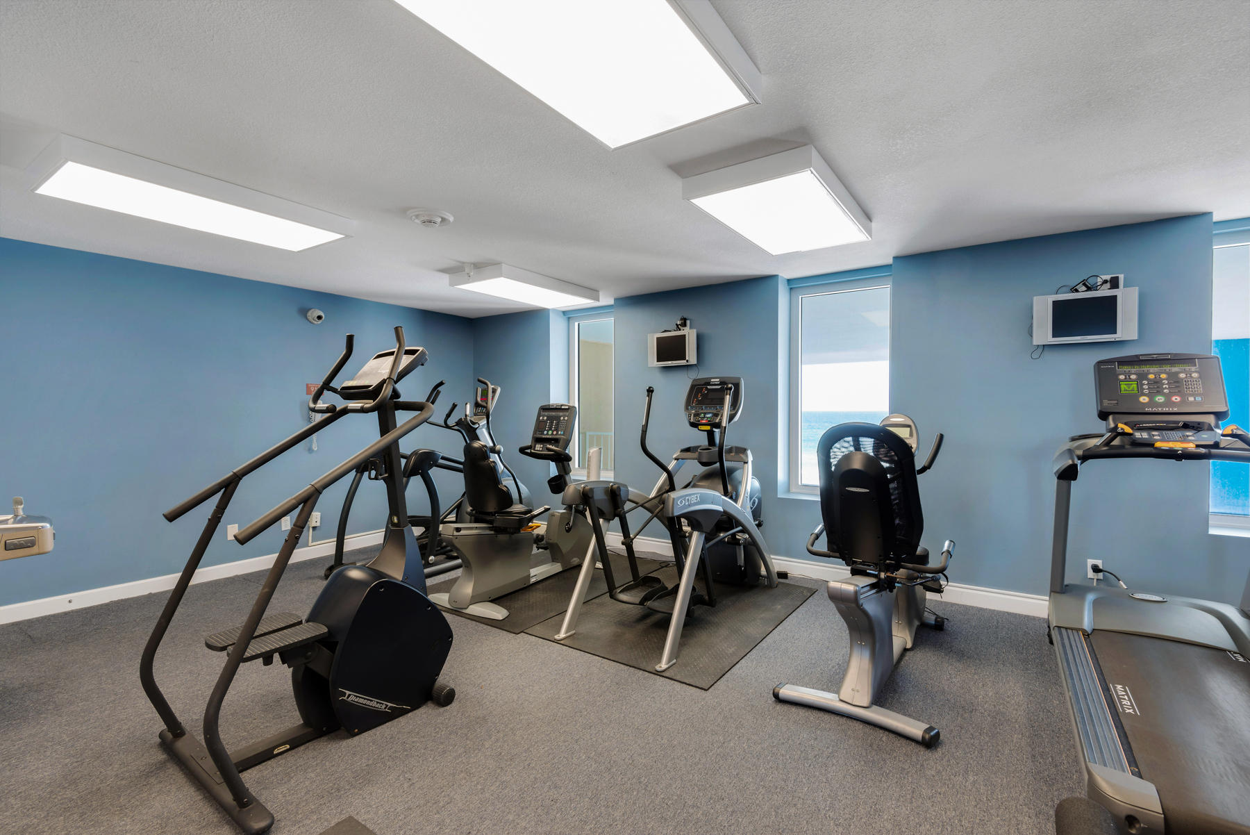 GRANDVIEW EAST - Residential