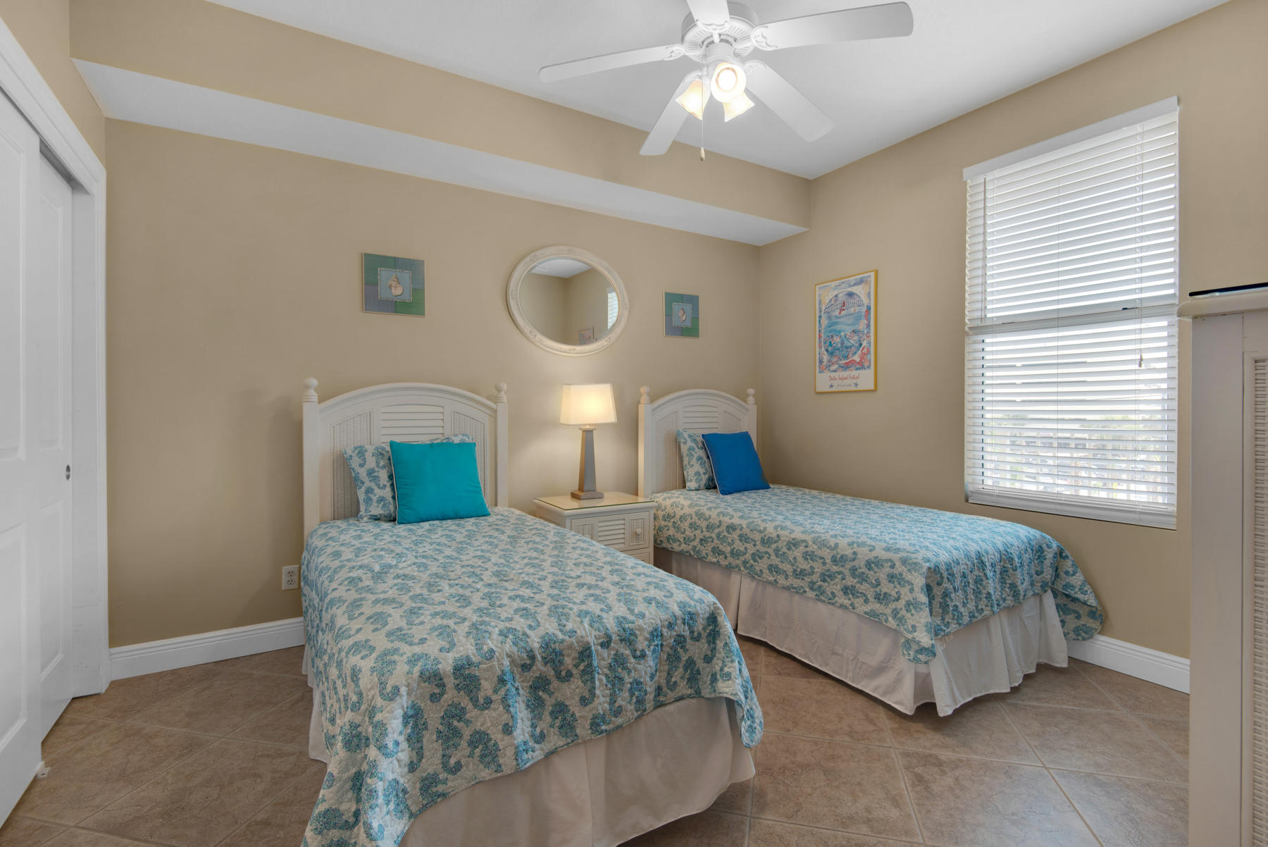 GRANDVIEW EAST - Residential