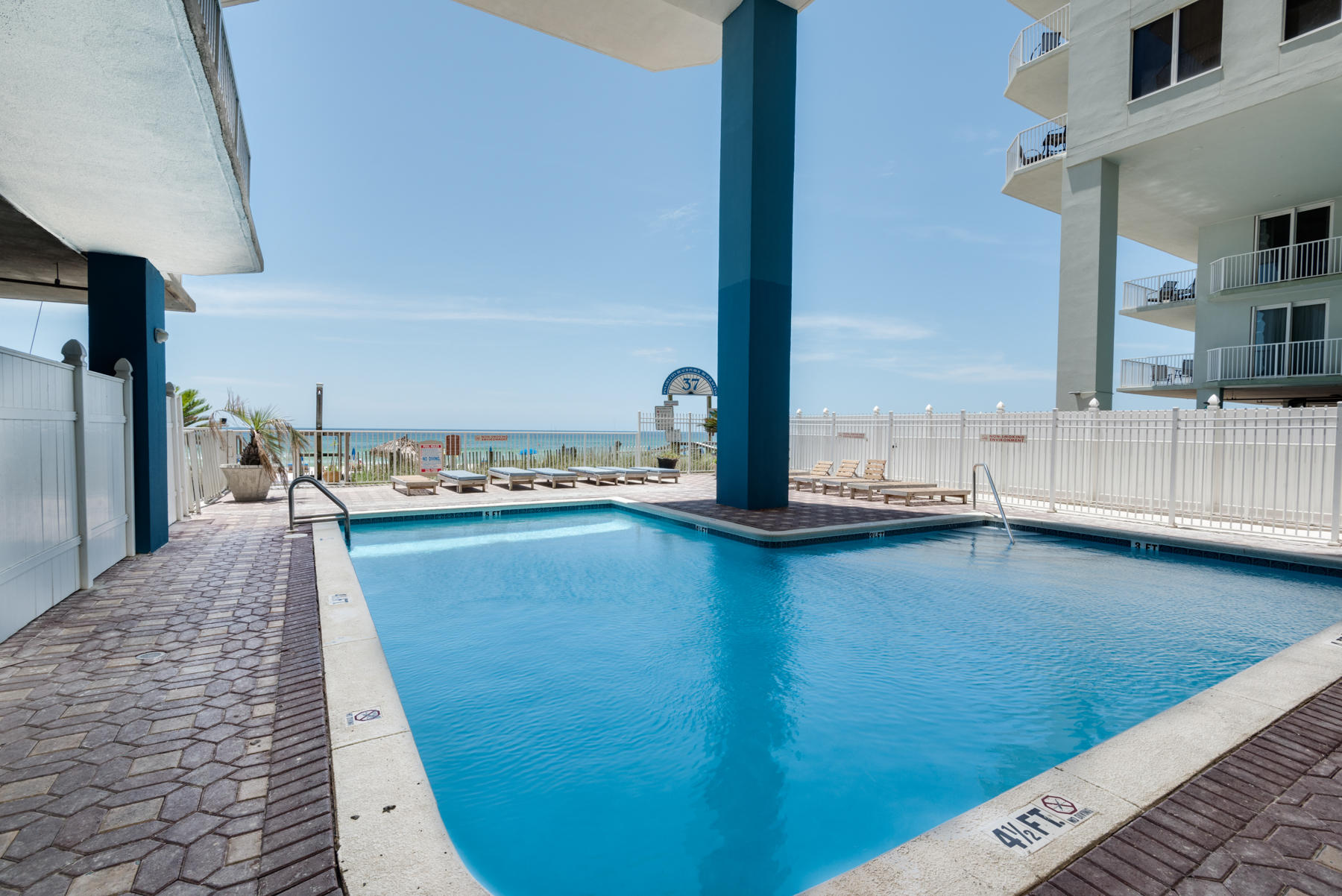 GRANDVIEW EAST - Residential