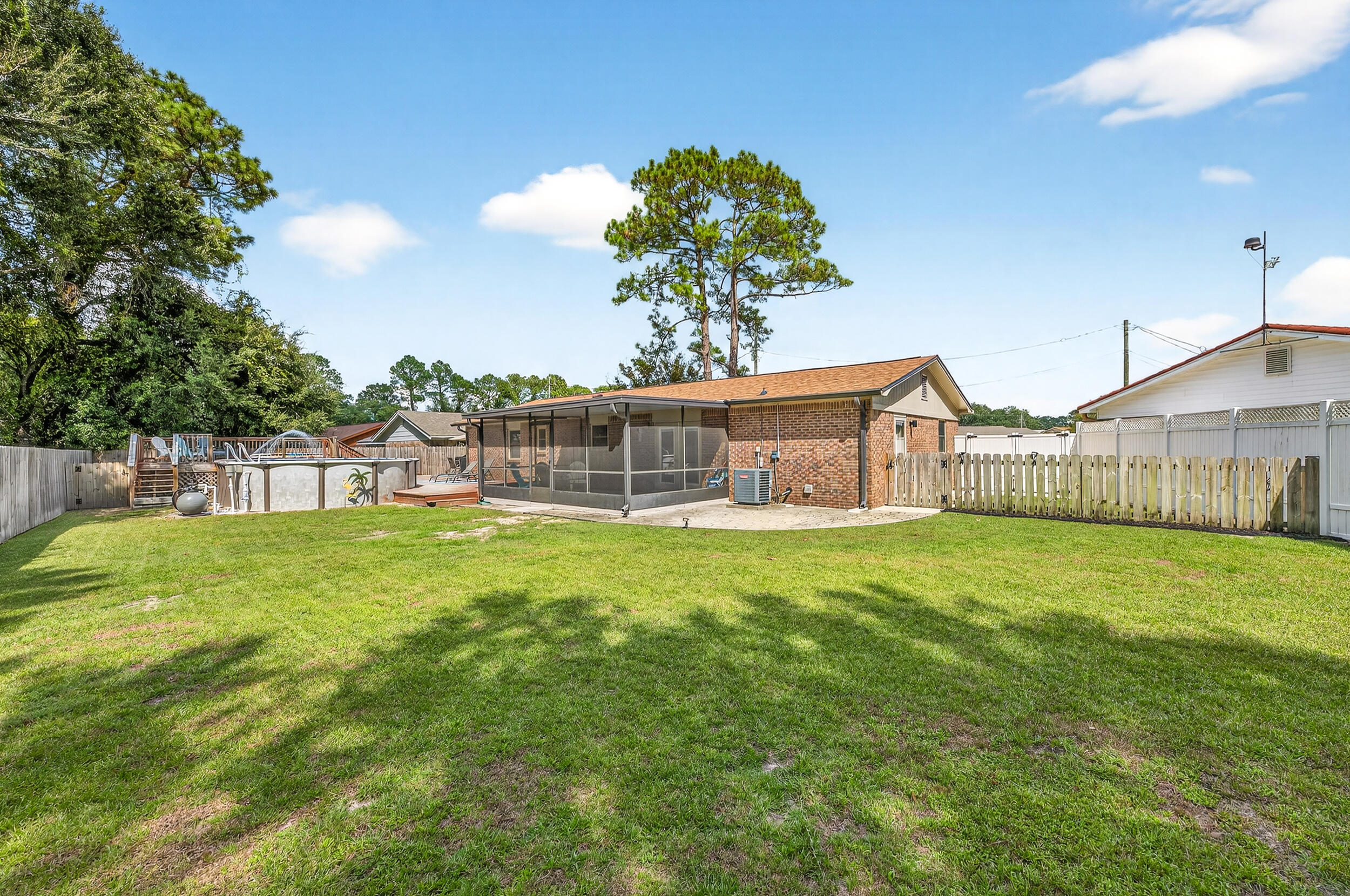 CARRACRES WEST - Residential