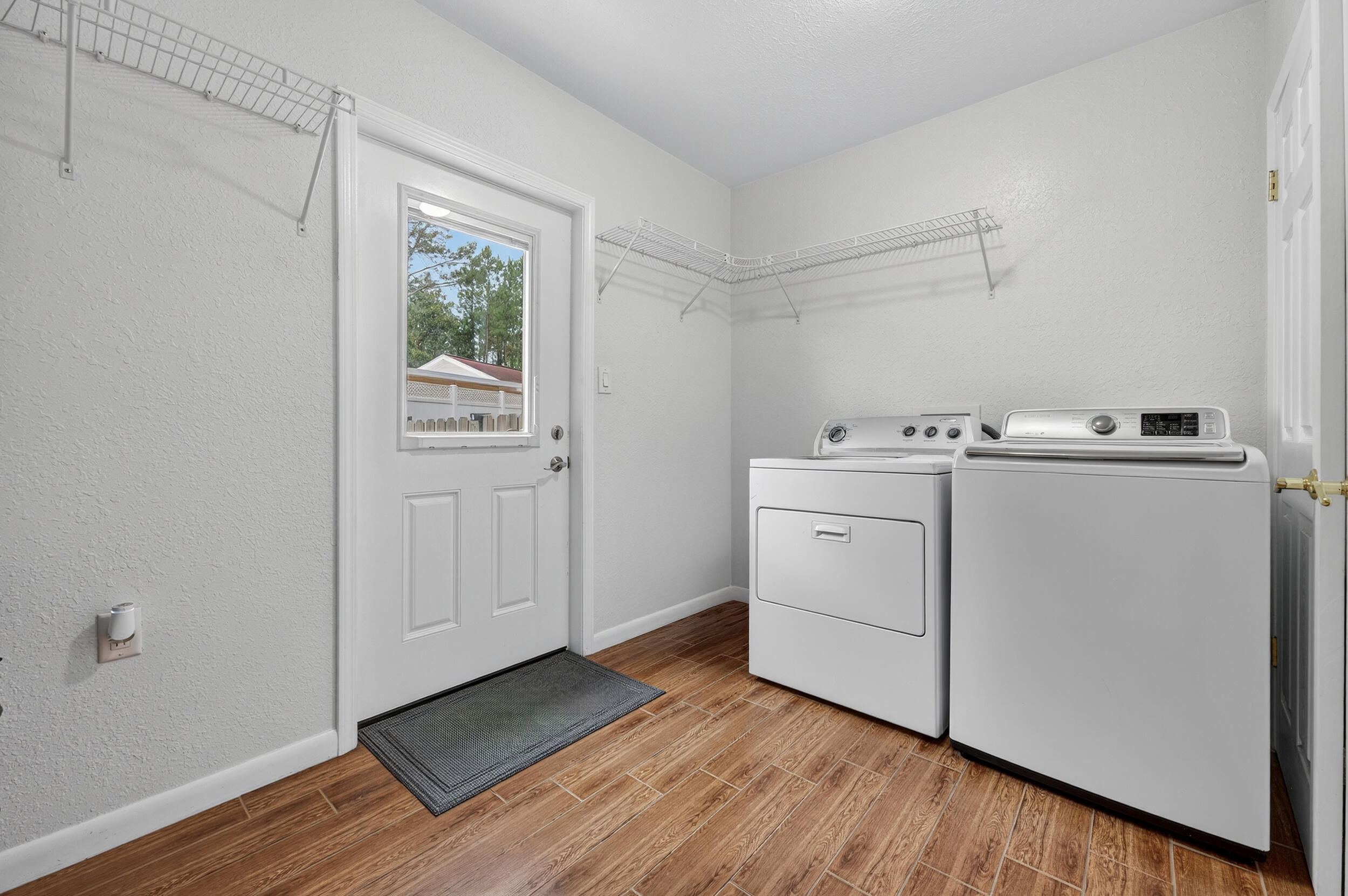 CARRACRES WEST - Residential