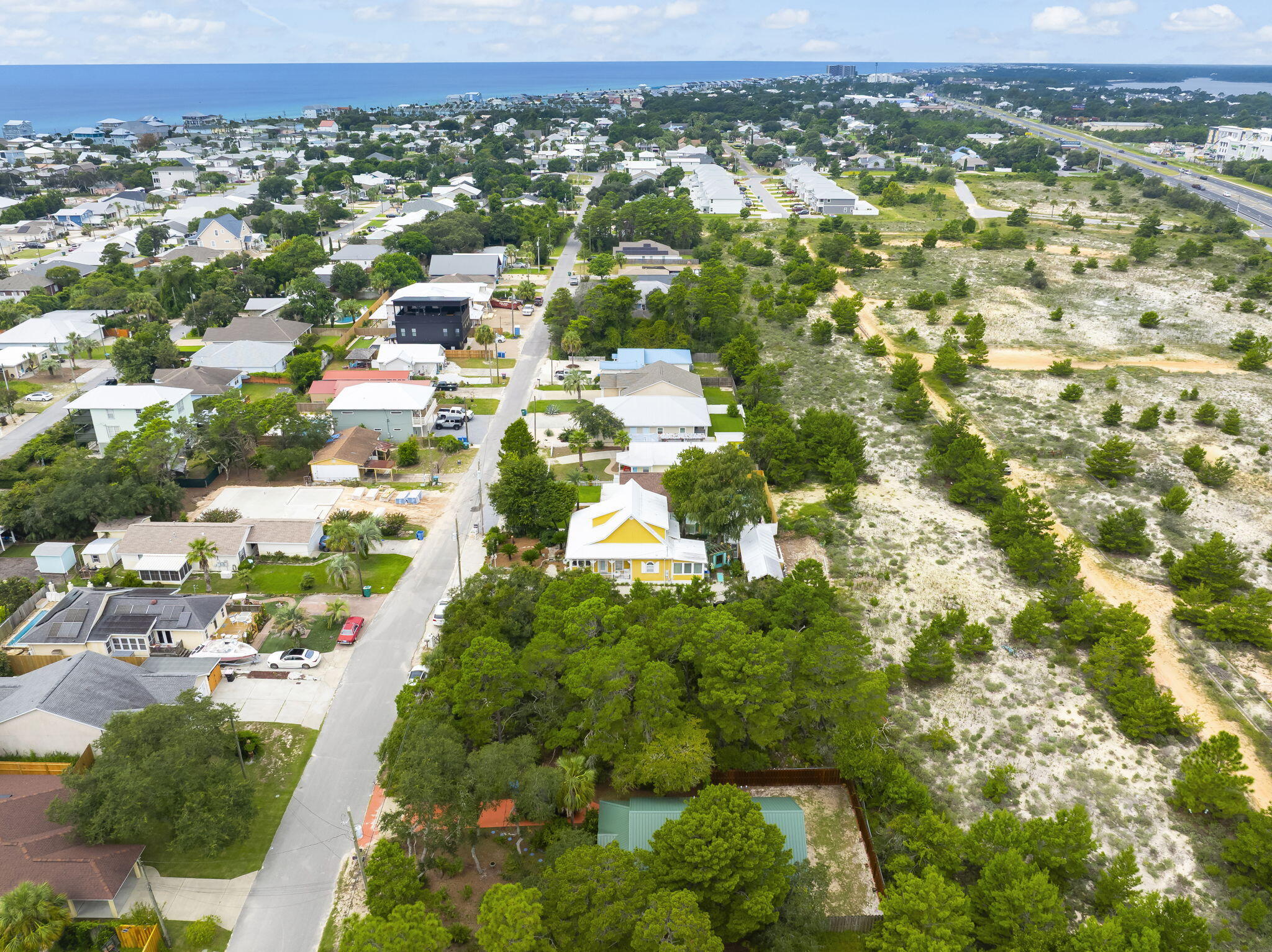 RIVIERA BEACH - Land