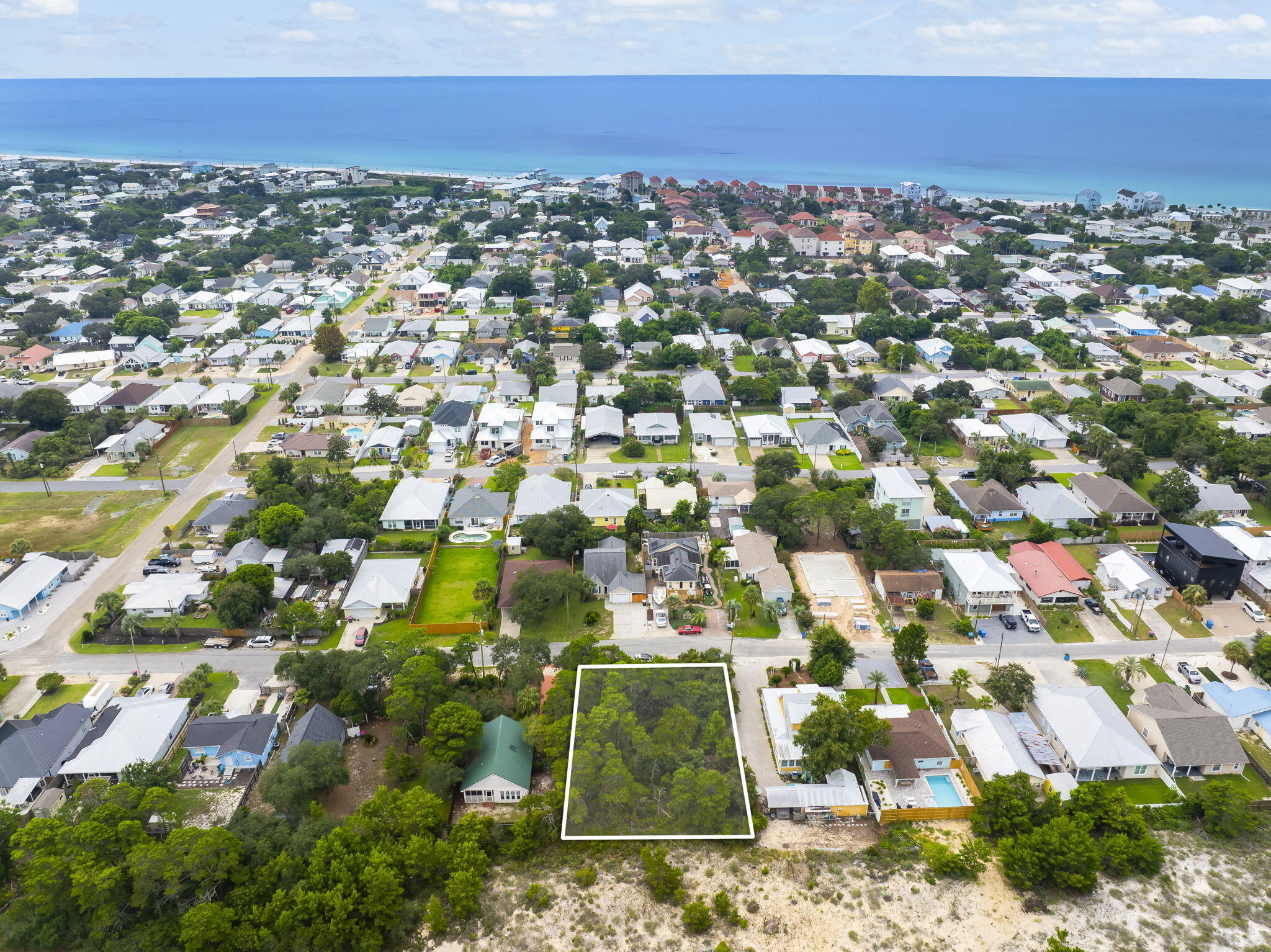 RIVIERA BEACH - Land