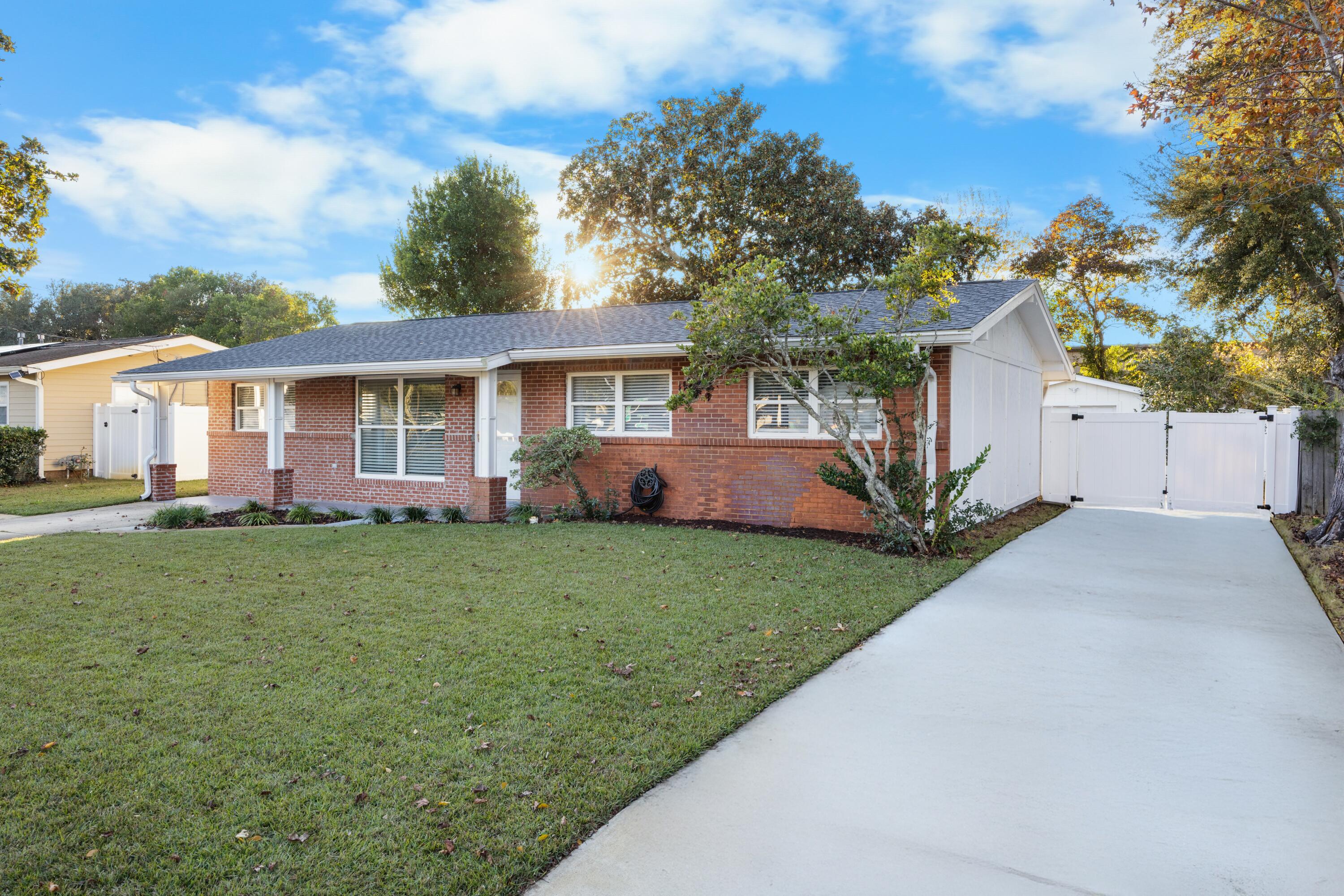 SPRINGDALE - Residential