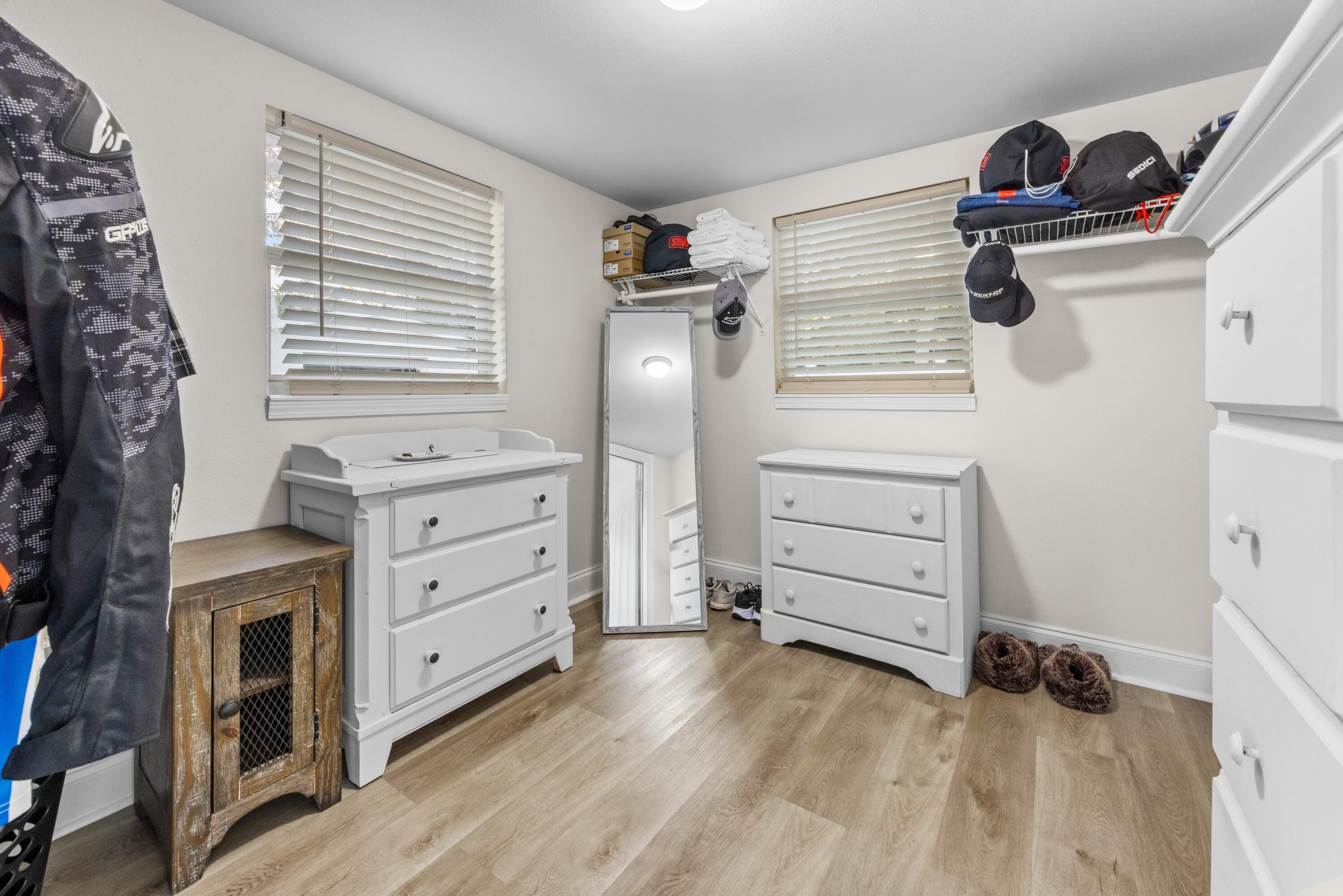 SPRINGDALE - Residential