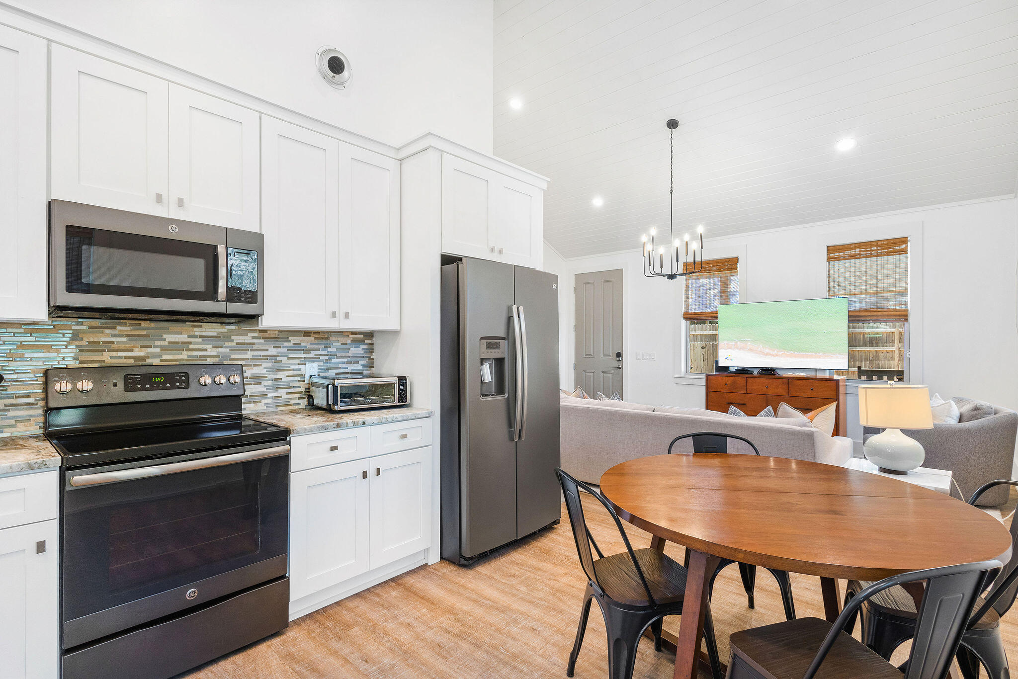 DAUGHETTES AMENDED - Residential
