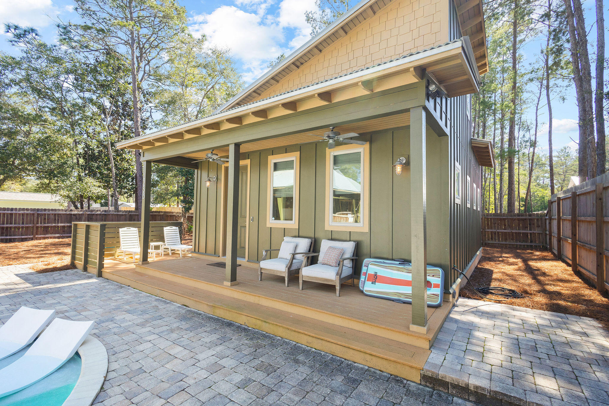 DAUGHETTES AMENDED - Residential