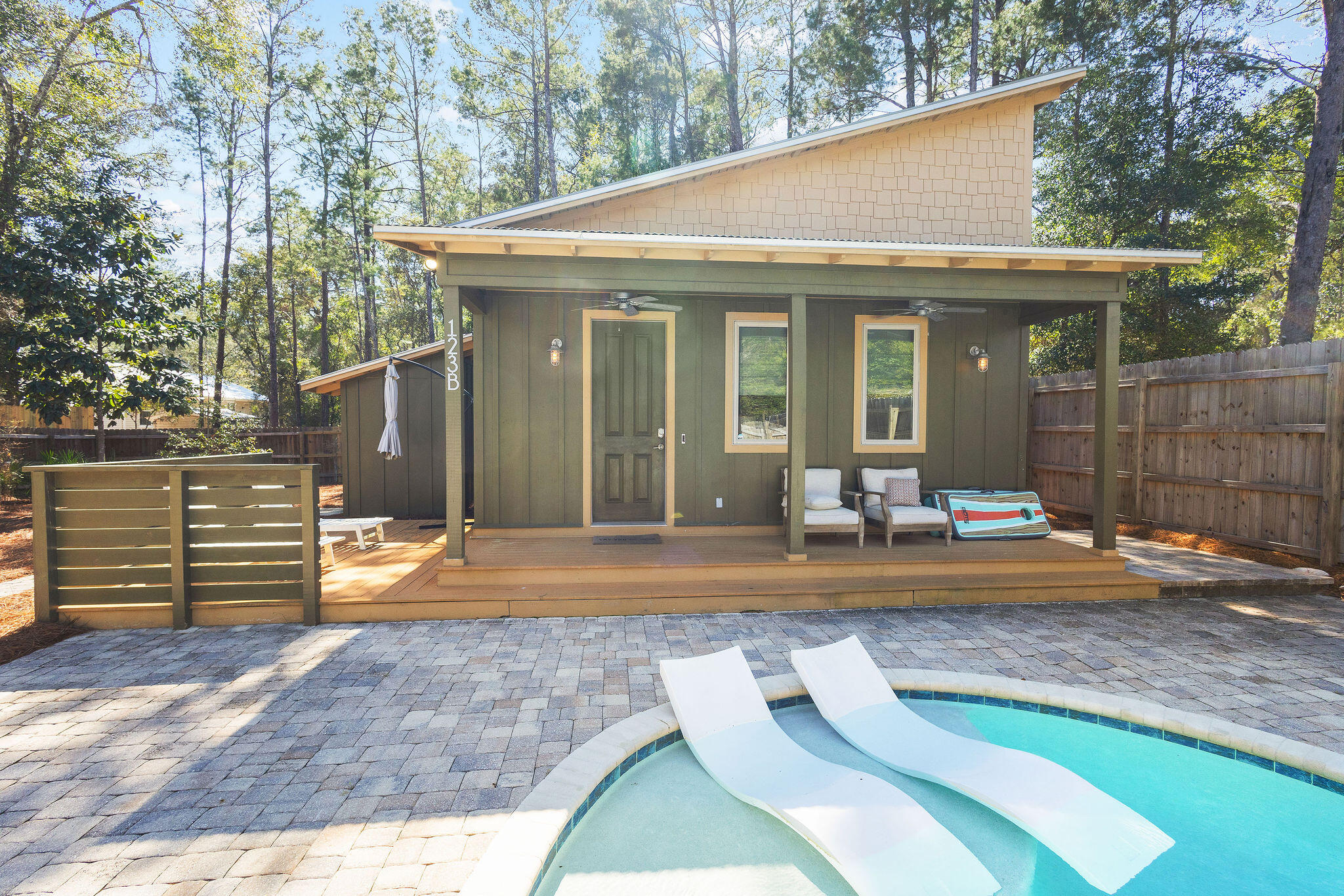 DAUGHETTES AMENDED - Residential