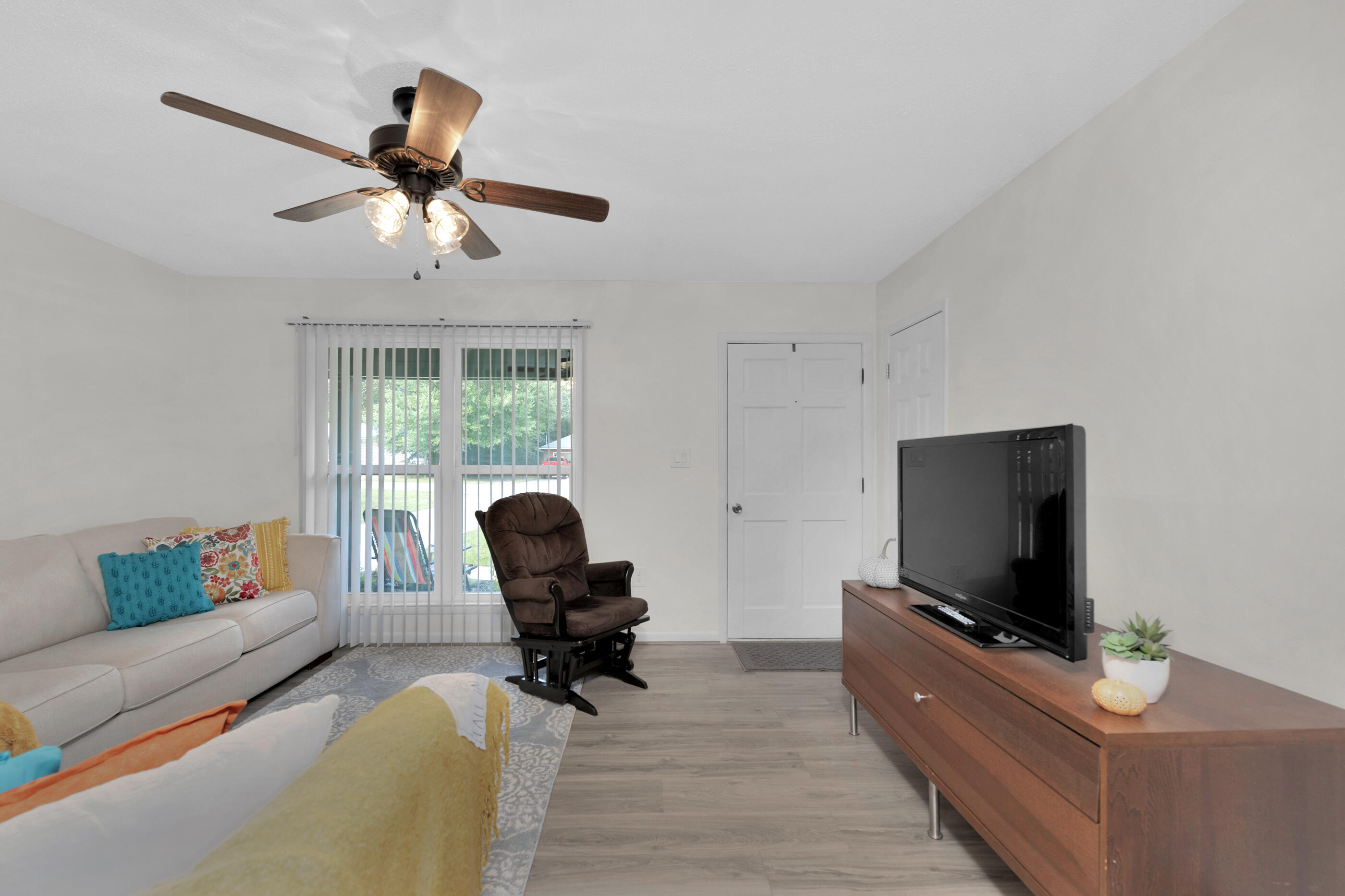 ADAMS POWELL EAST - Residential