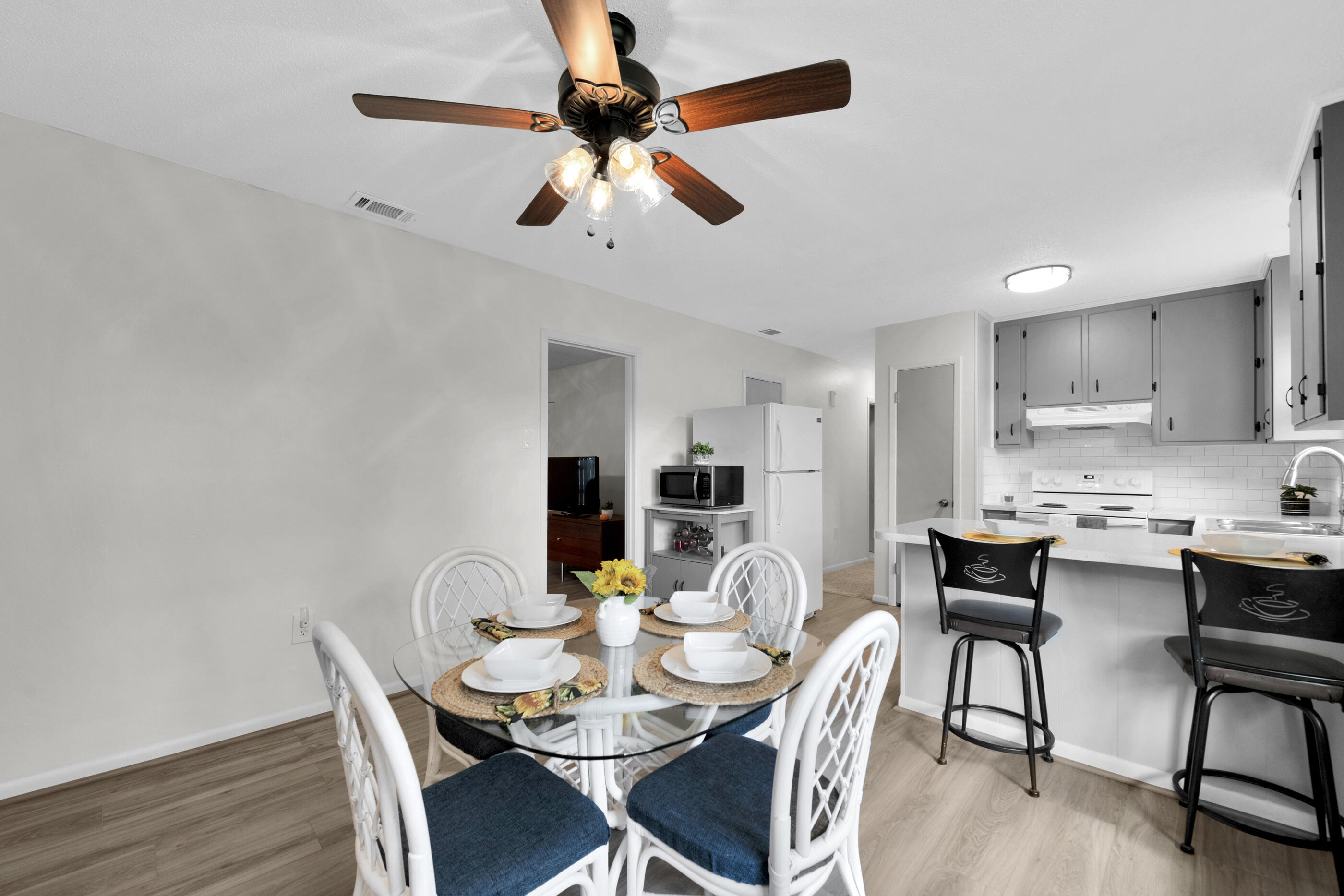 ADAMS POWELL EAST - Residential