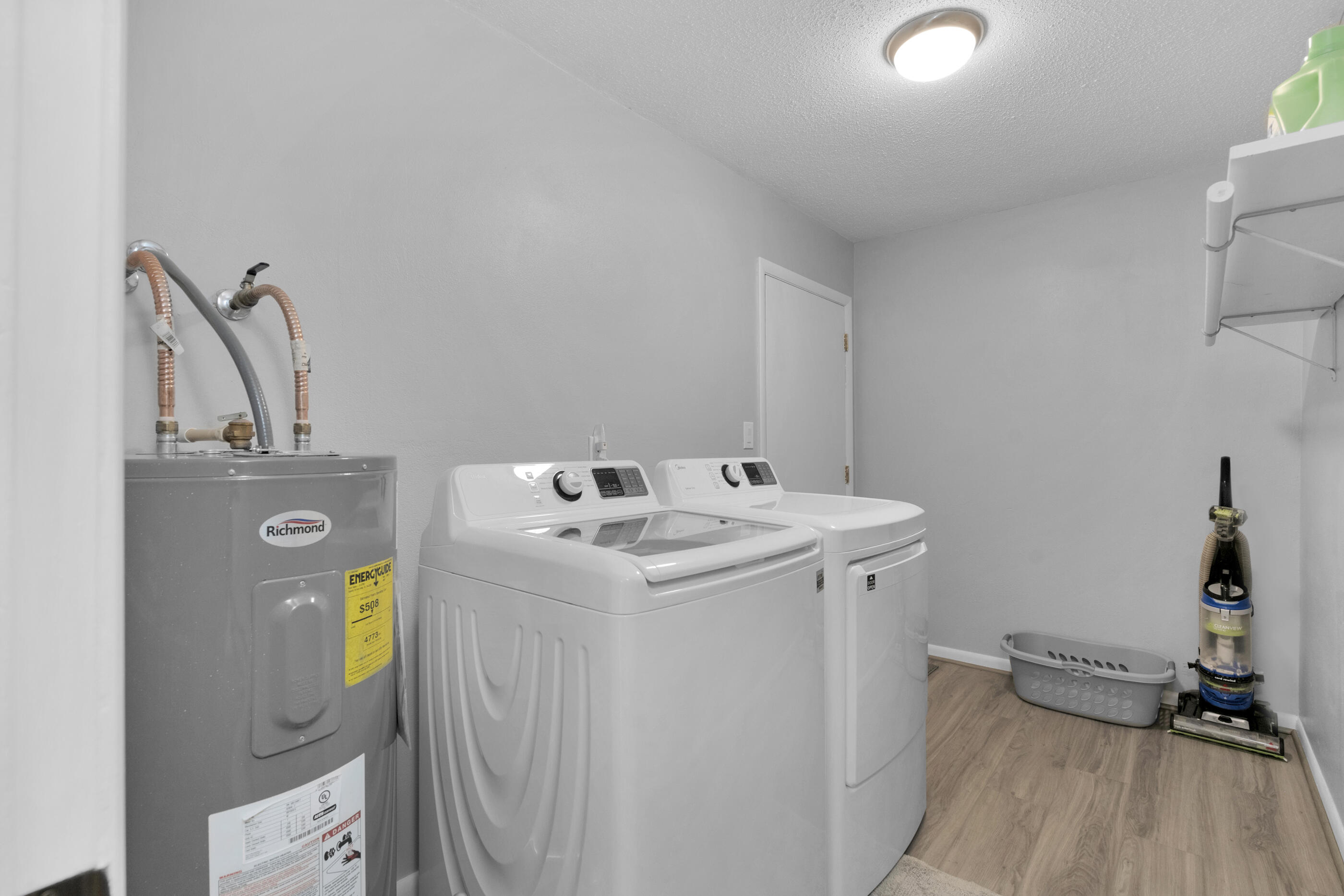 ADAMS POWELL EAST - Residential