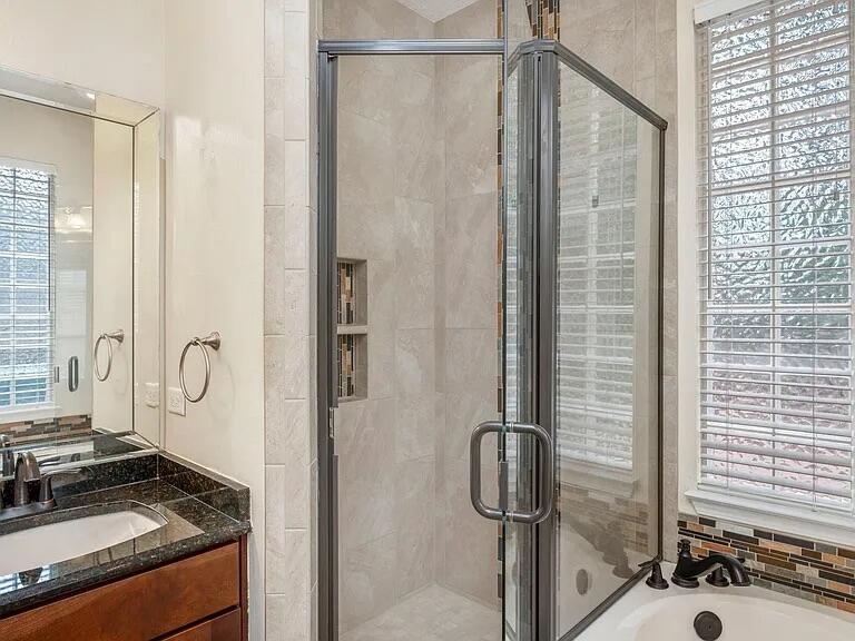 PARKWOOD ESTATES PH 7 - Residential