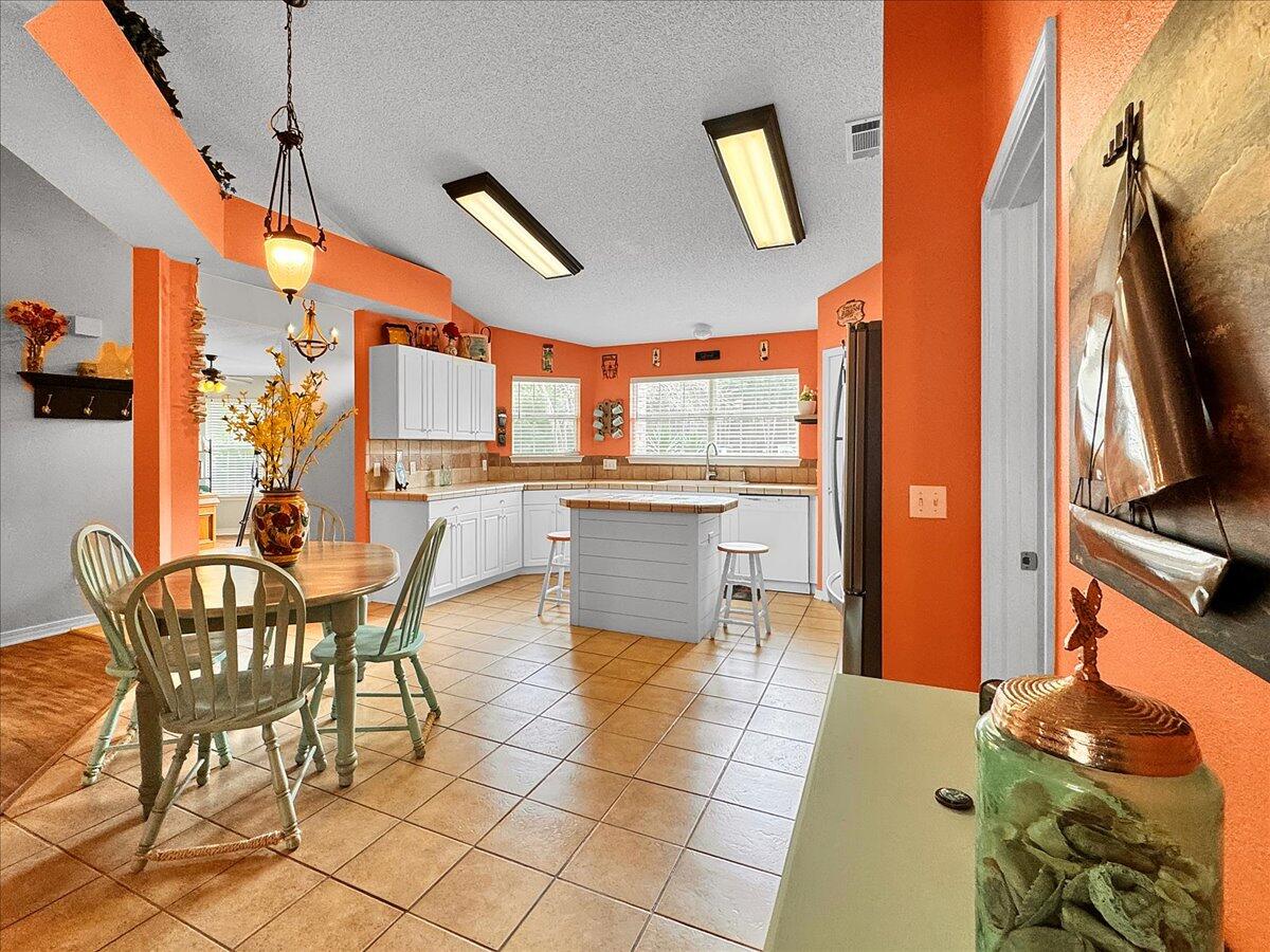 HOLLEY BY THE SEA, 1ST ADD - Residential