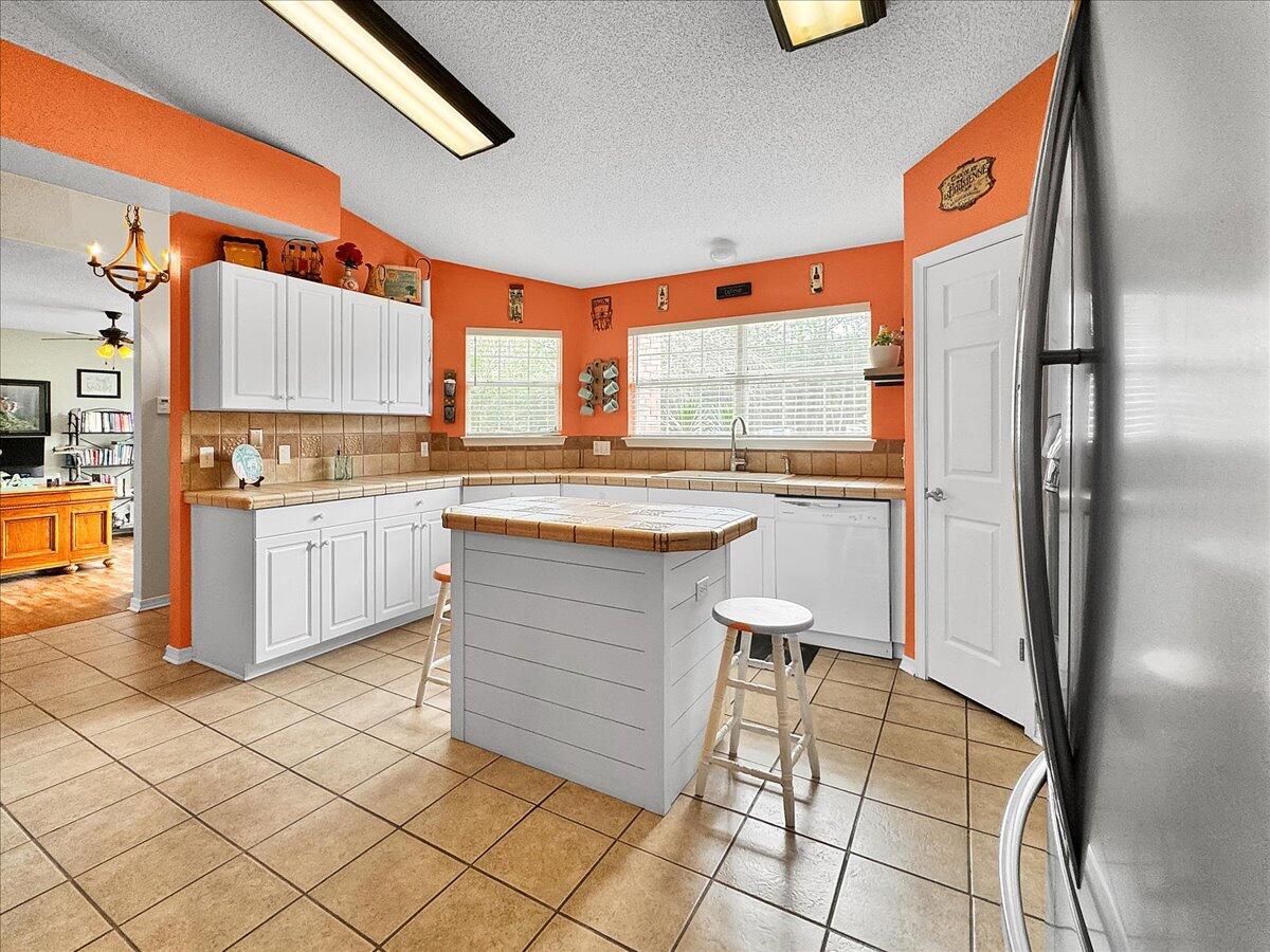 HOLLEY BY THE SEA, 1ST ADD - Residential