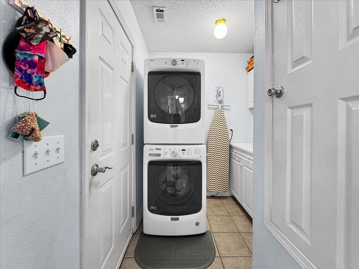 HOLLEY BY THE SEA, 1ST ADD - Residential