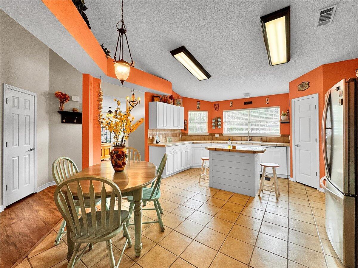 HOLLEY BY THE SEA, 1ST ADD - Residential