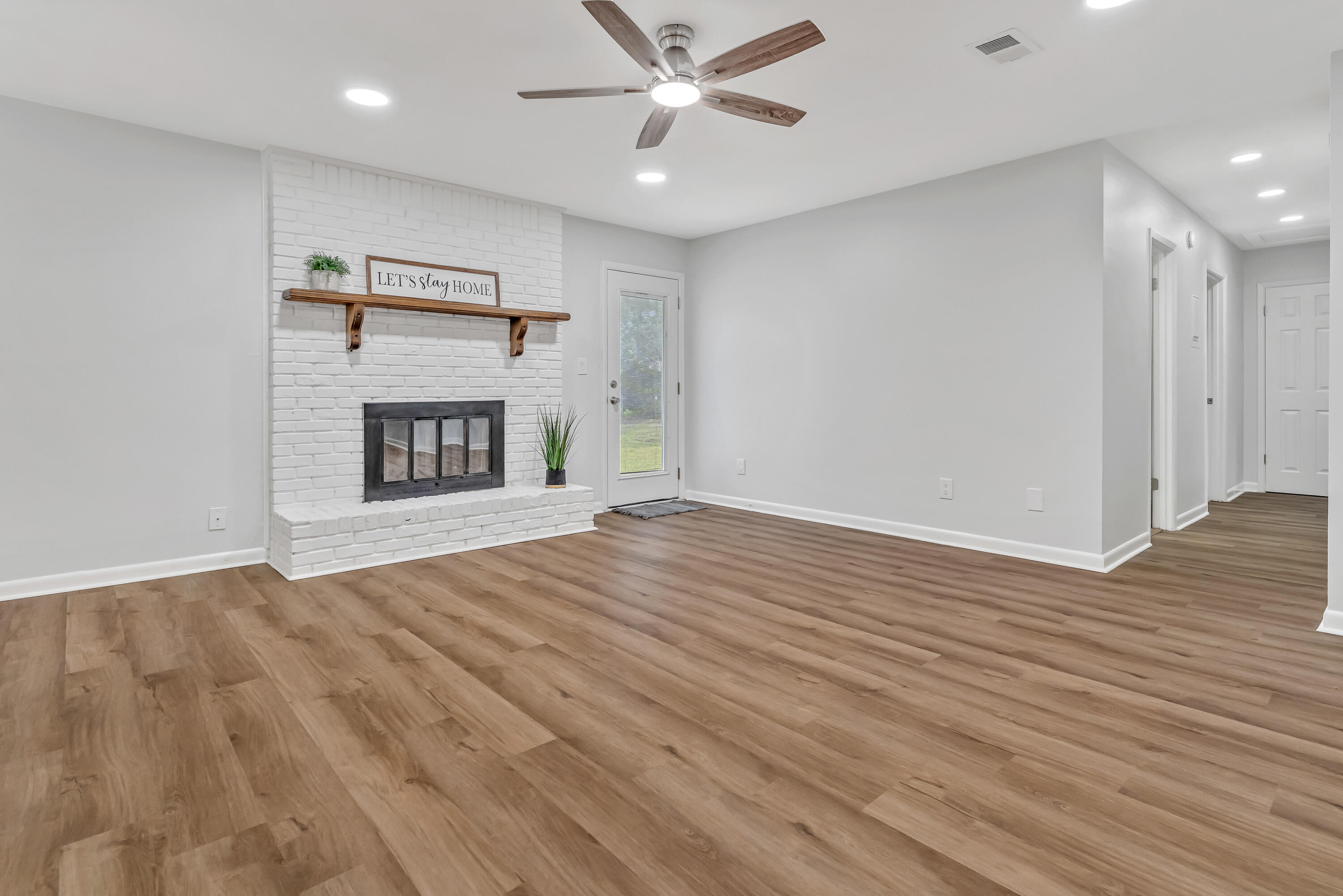 CREEKSIDE 2 - Residential