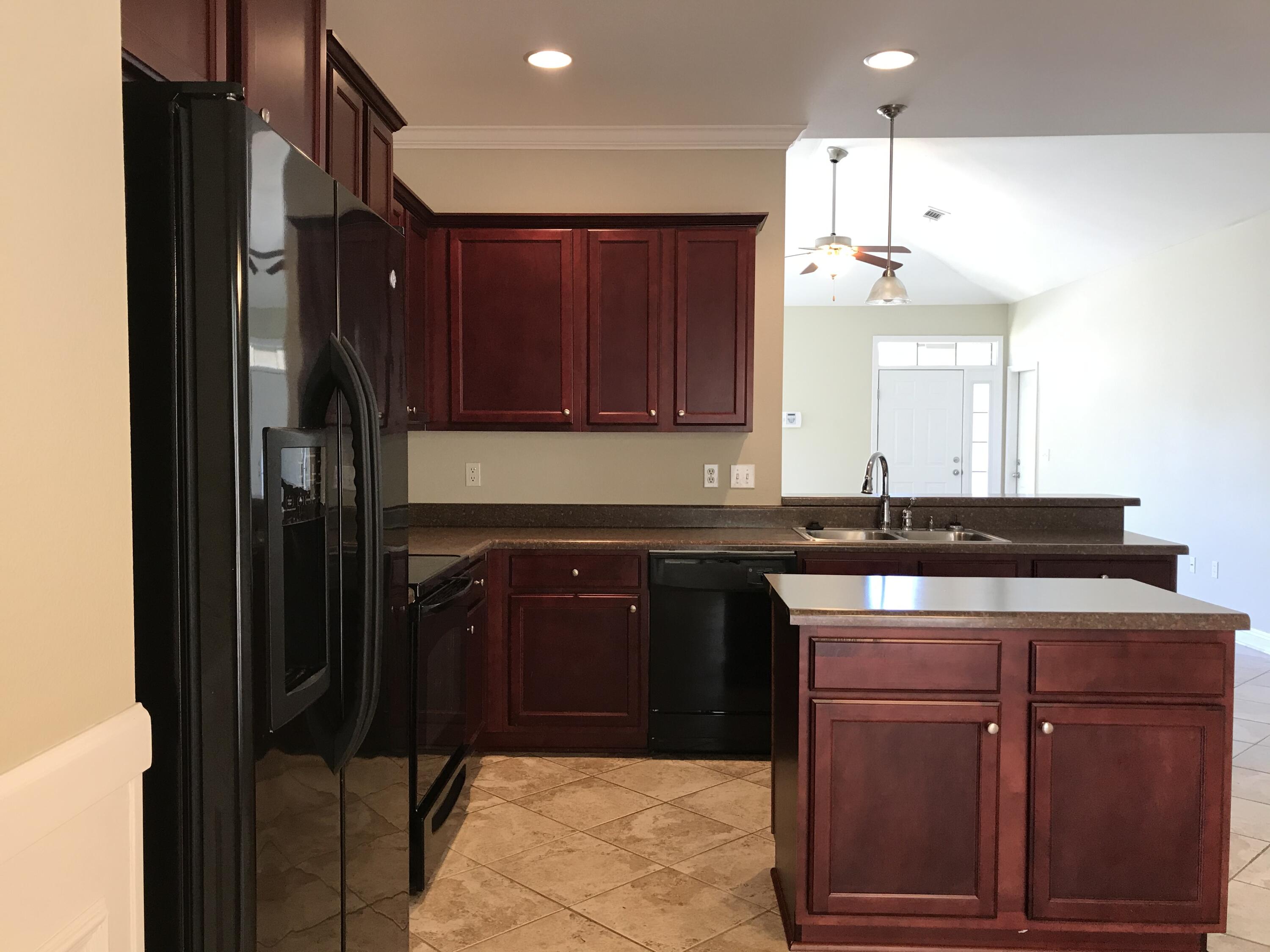 ROLLING RIDGE - Residential Lease