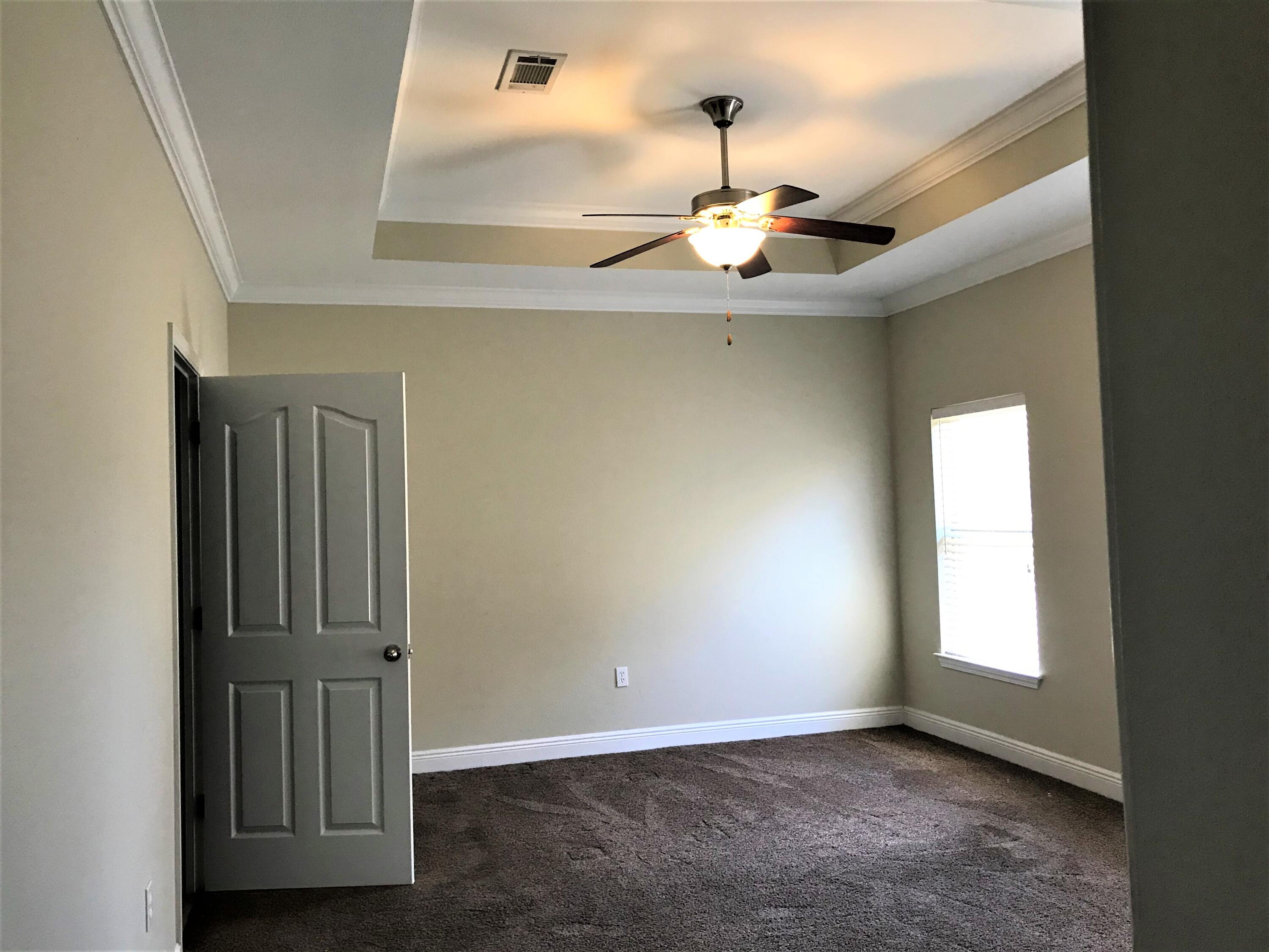 ROLLING RIDGE - Residential Lease