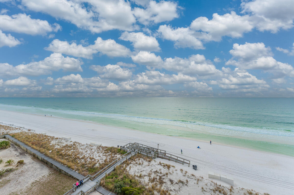 SHORELINE TOWERS 2 - Residential