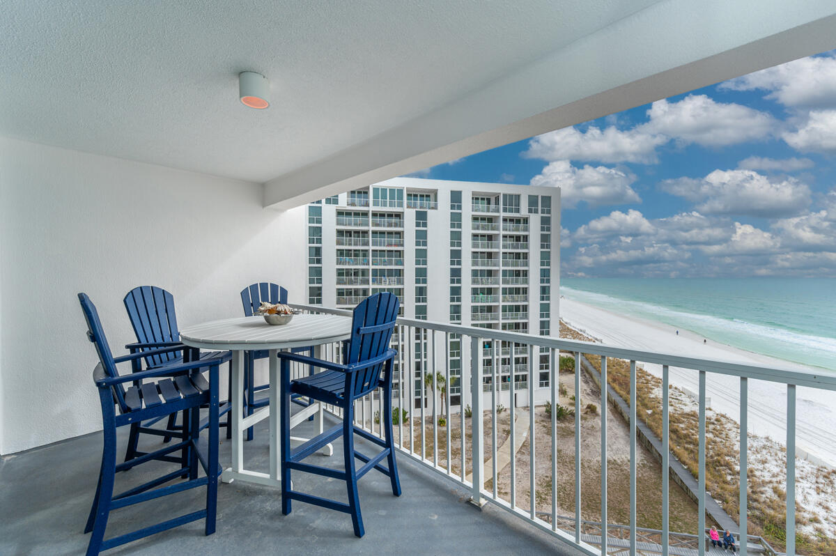 SHORELINE TOWERS 2 - Residential