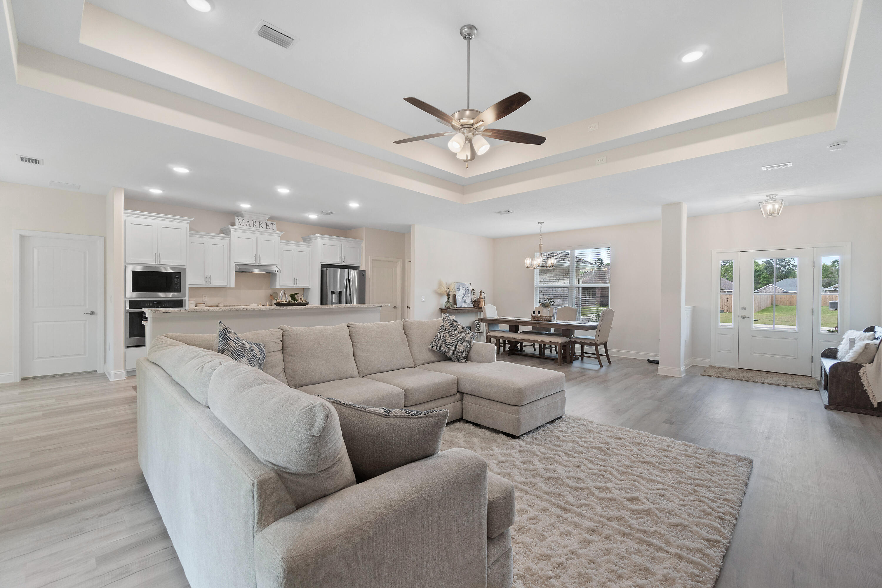 PLANTATION WOODS - Residential