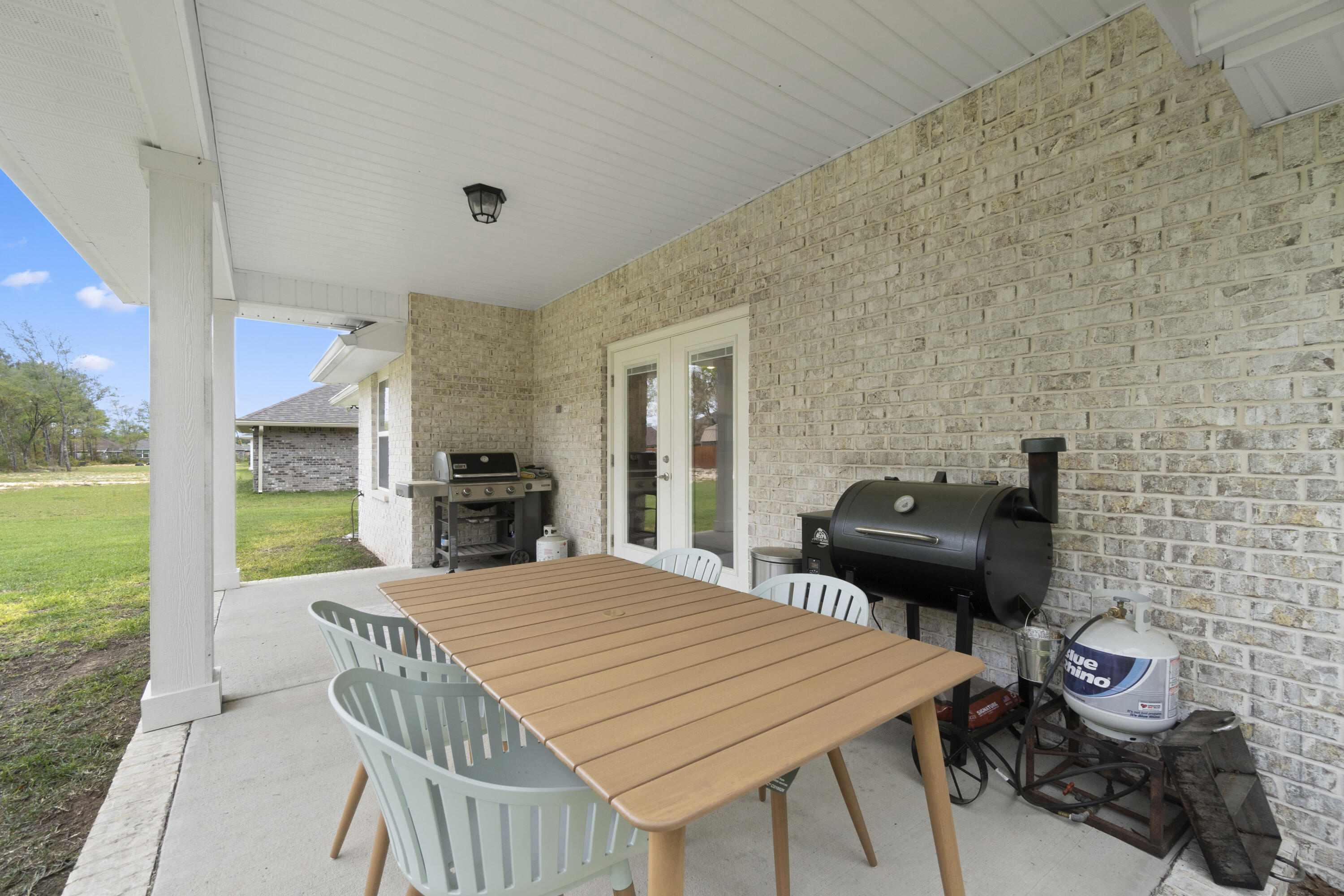 PLANTATION WOODS - Residential