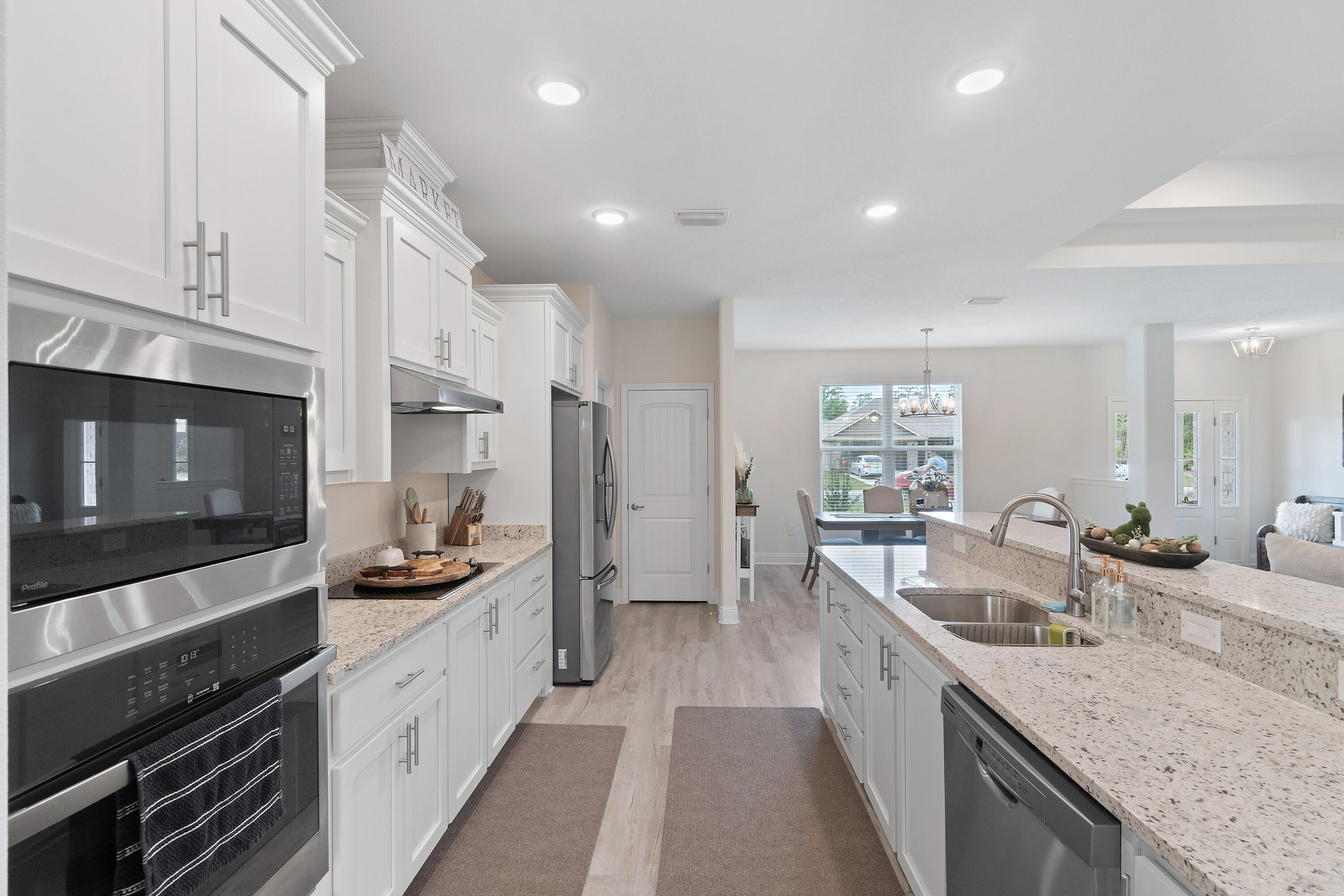 PLANTATION WOODS - Residential