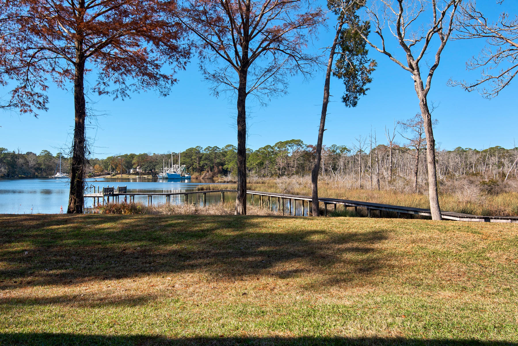 SWIFT BAYOU T/H - Residential