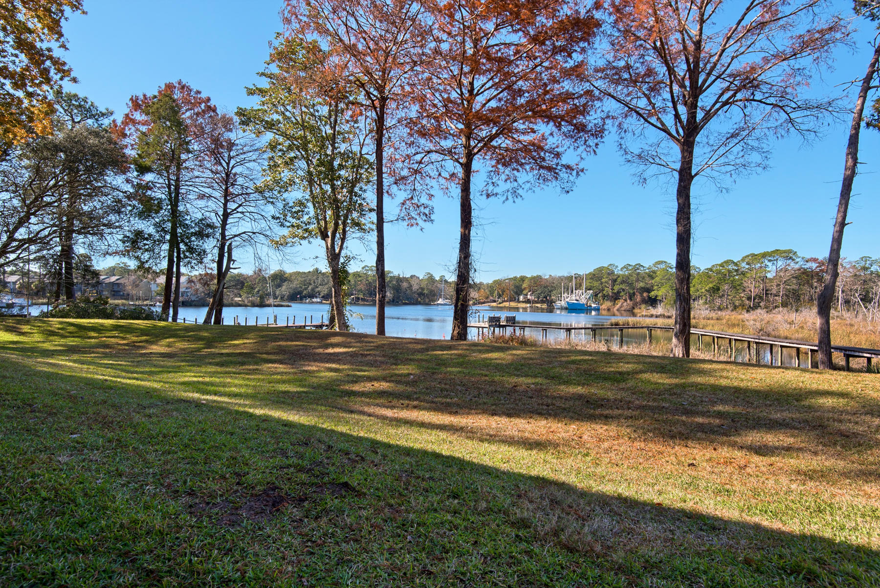 SWIFT BAYOU T/H - Residential