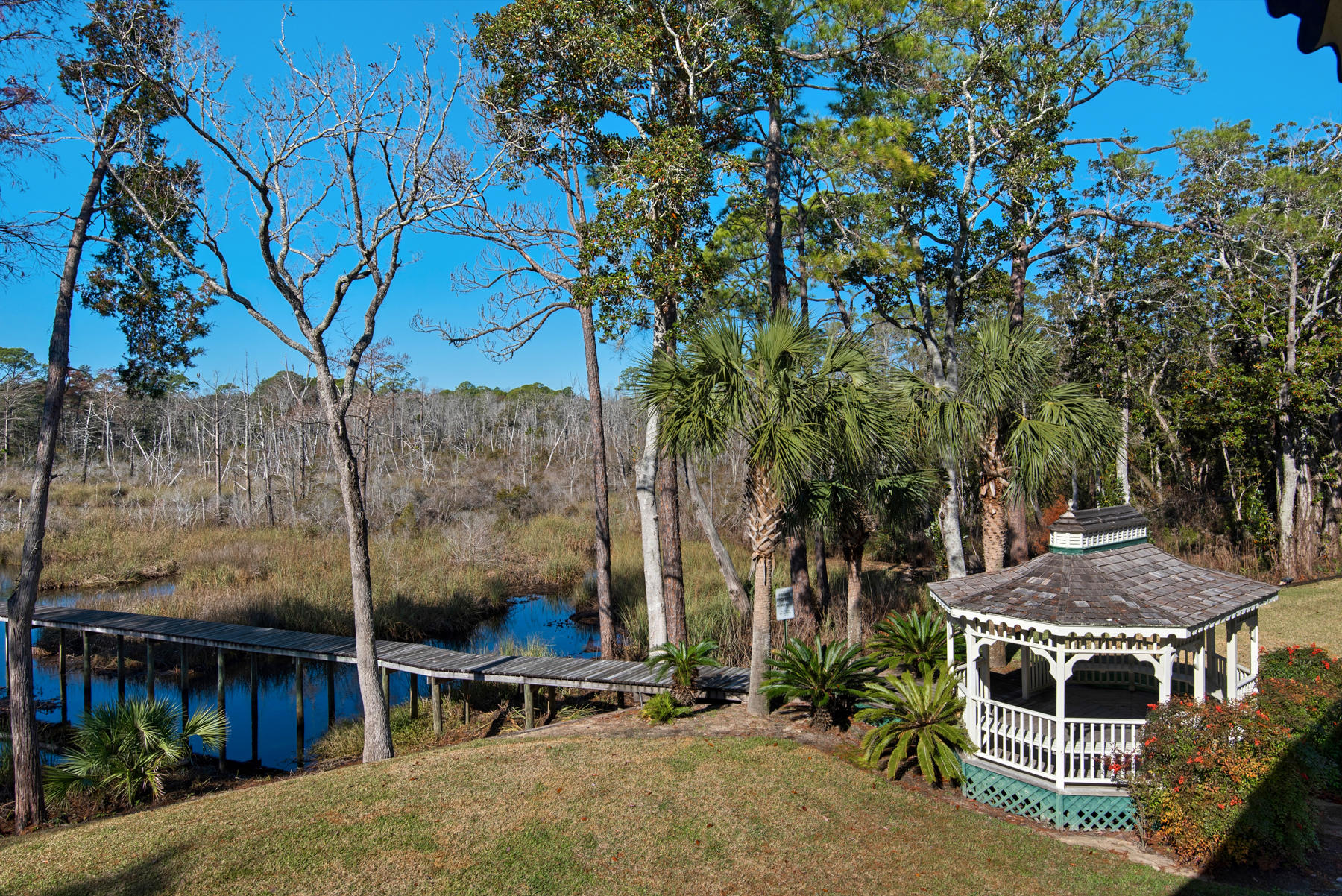 SWIFT BAYOU T/H - Residential