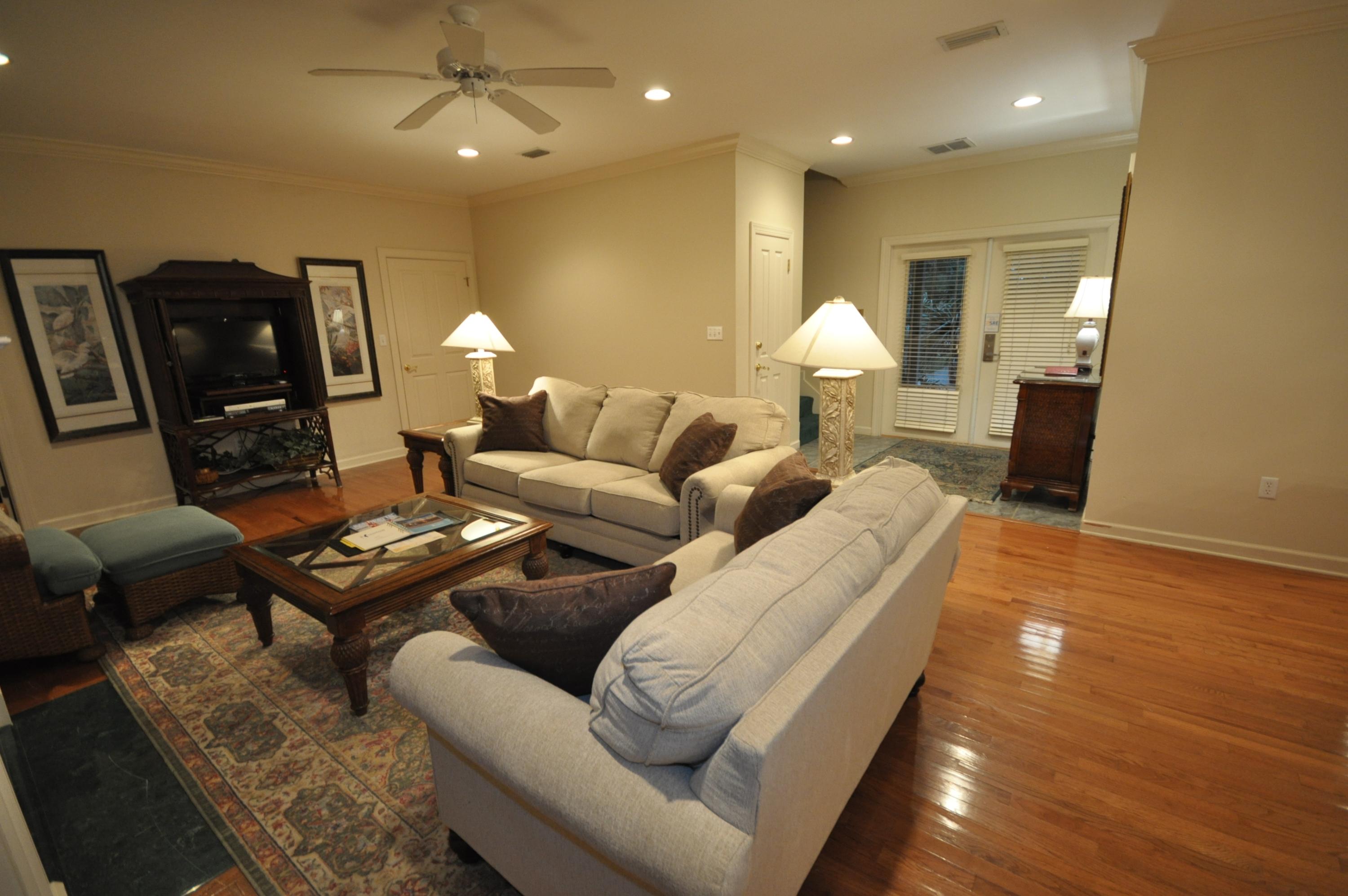 PRESTWICK PLACE - Residential