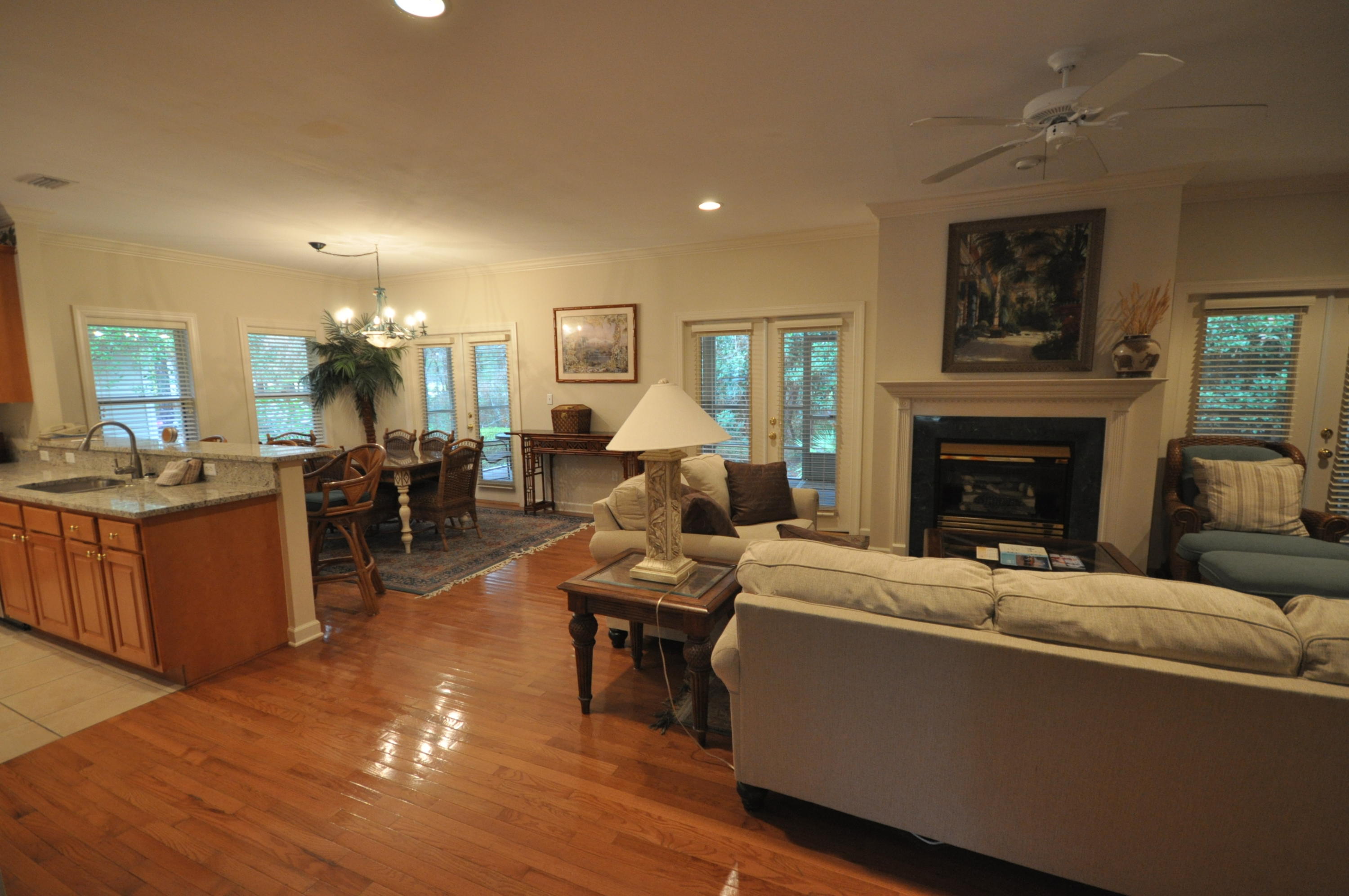 PRESTWICK PLACE - Residential