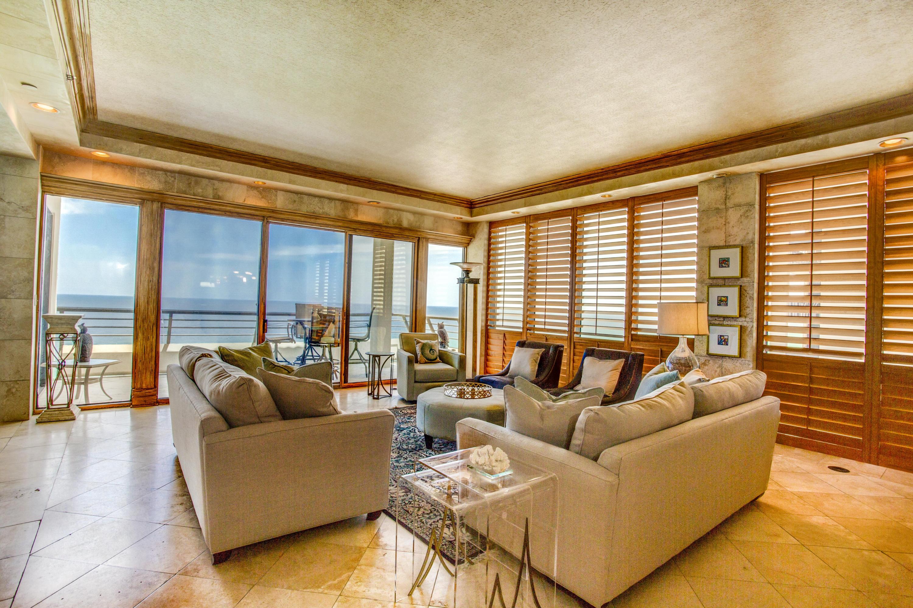 EMERALD TOWERS CONDO - Residential